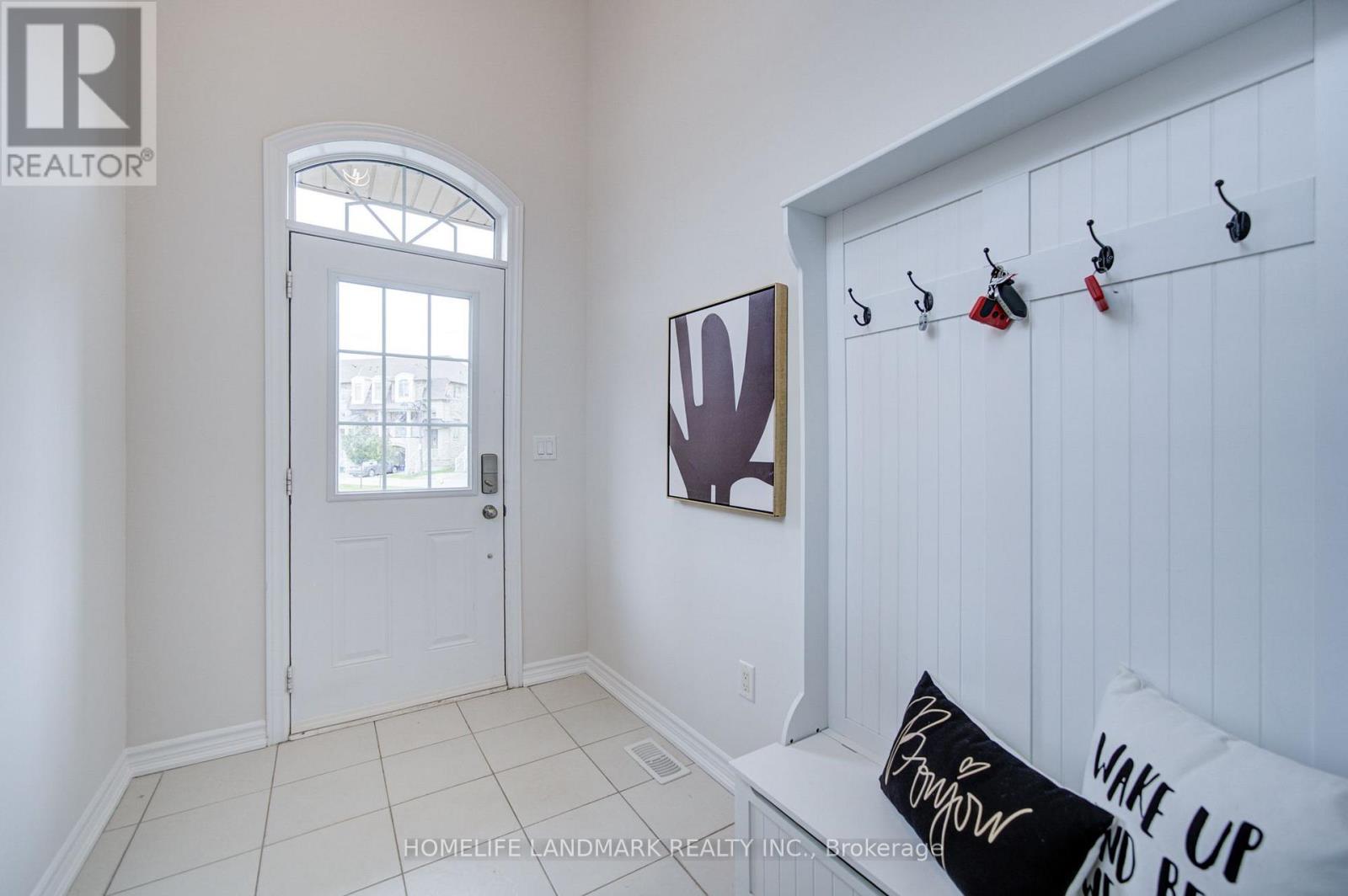 17 Etherington Way Property Photo 3