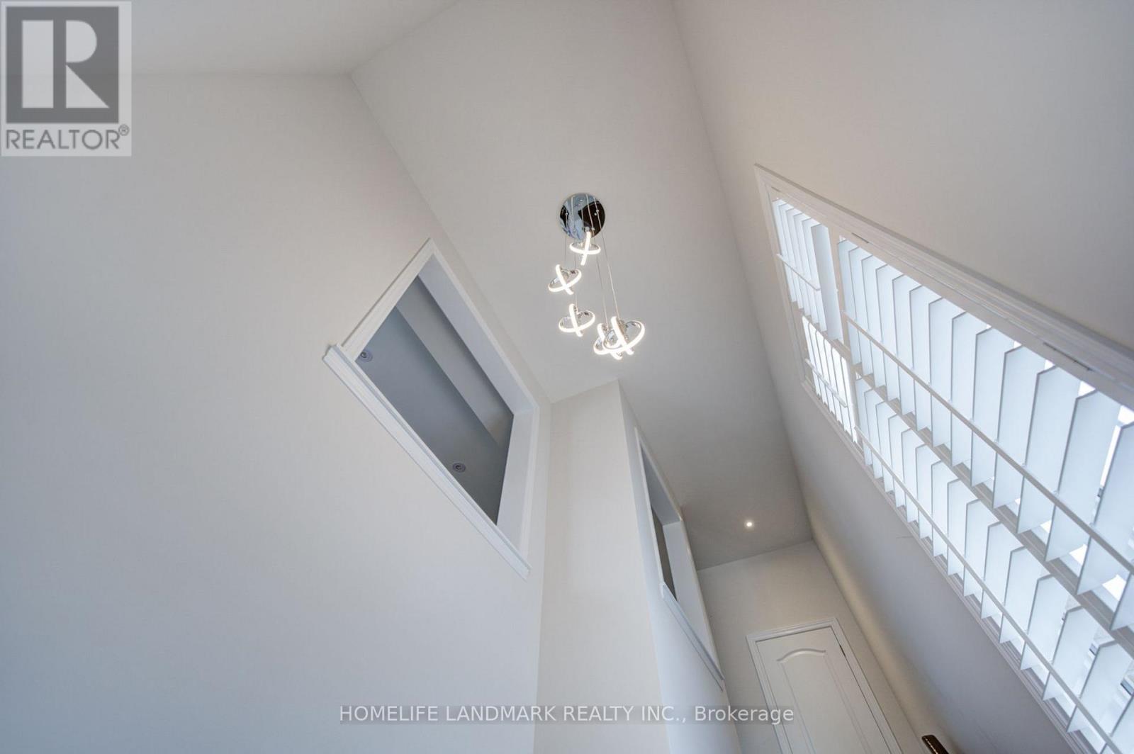 17 Etherington Way Property Photo 4