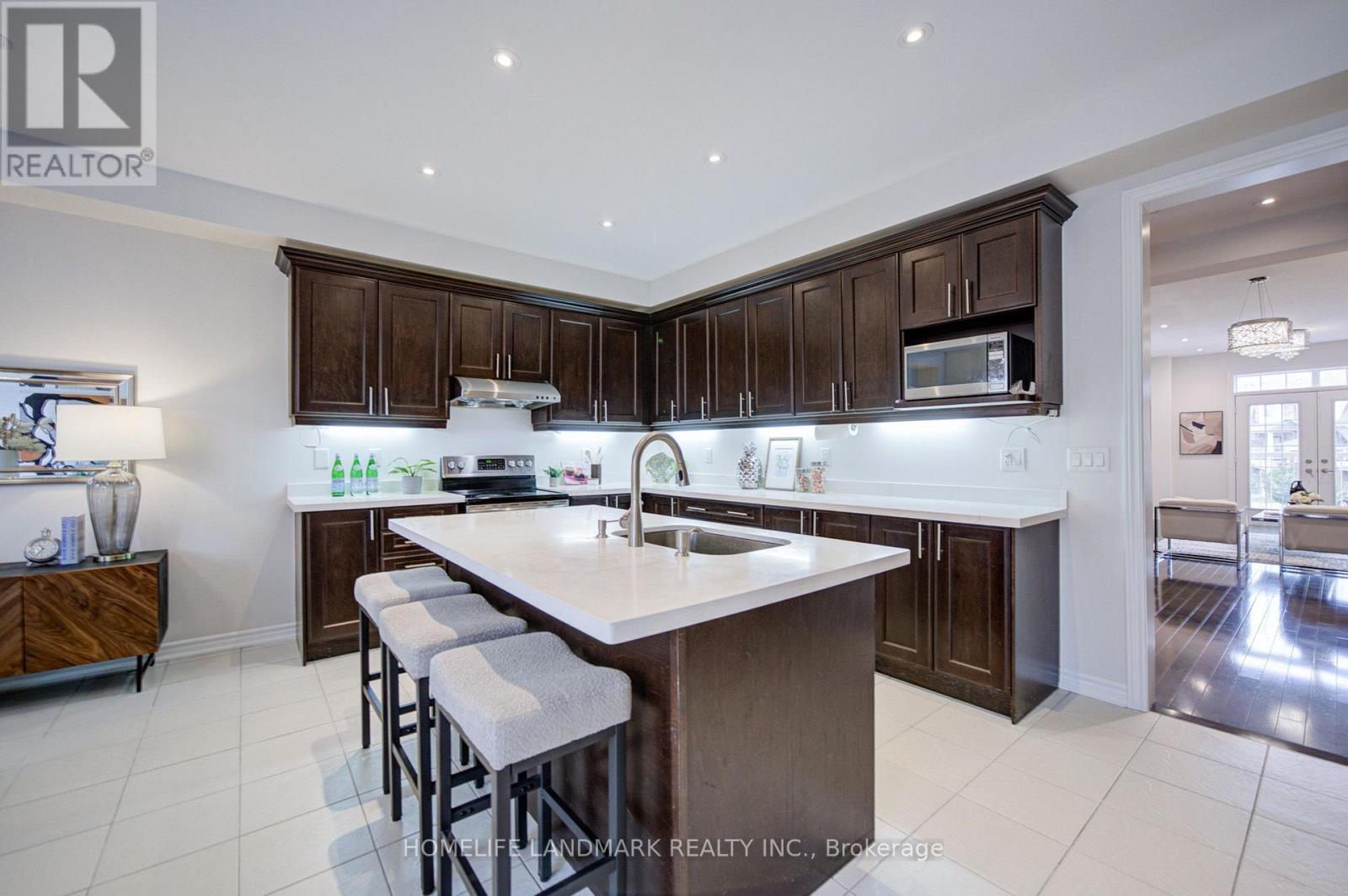 17 Etherington Way Property Photo 14