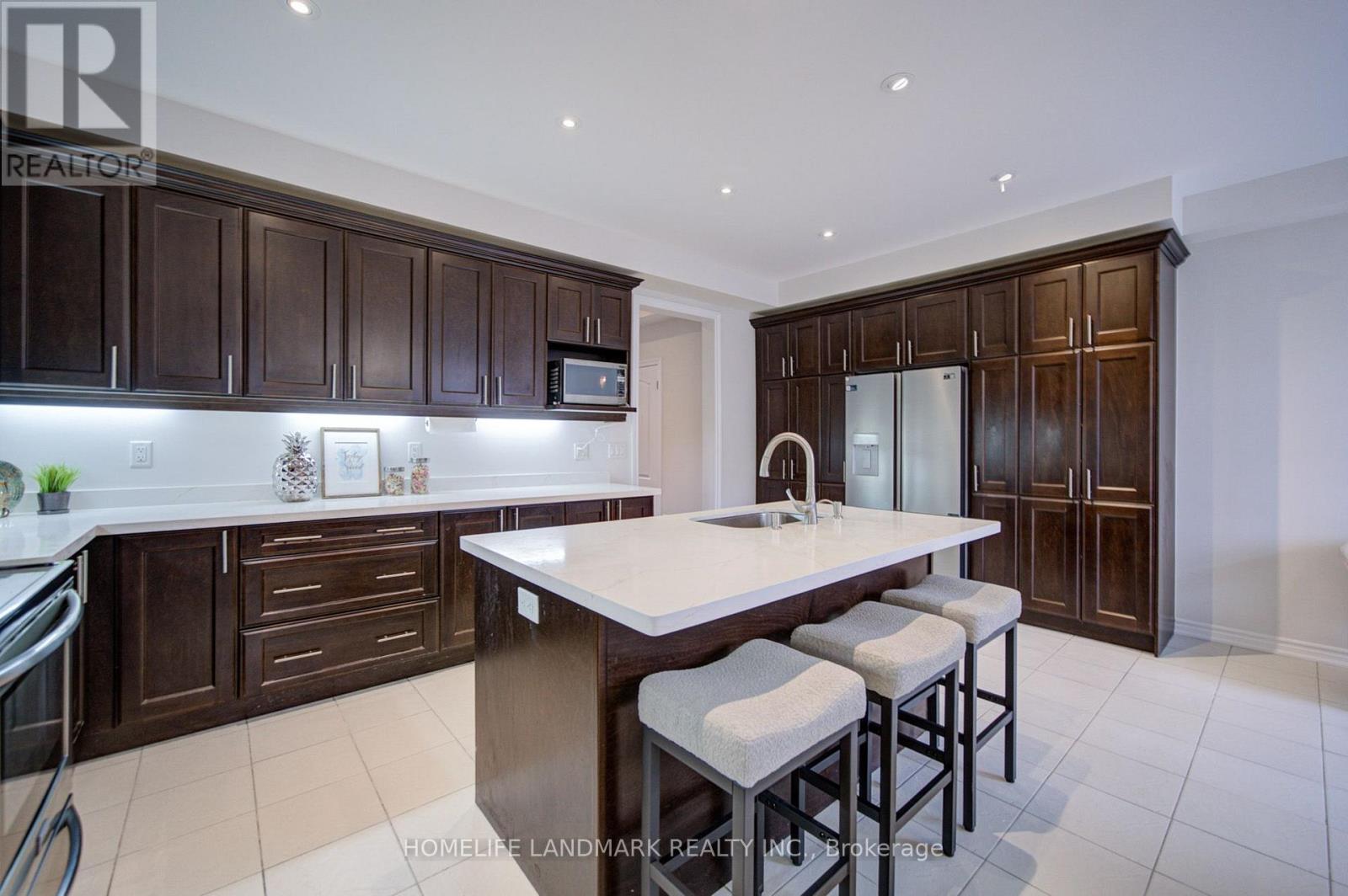 17 Etherington Way Property Photo 16