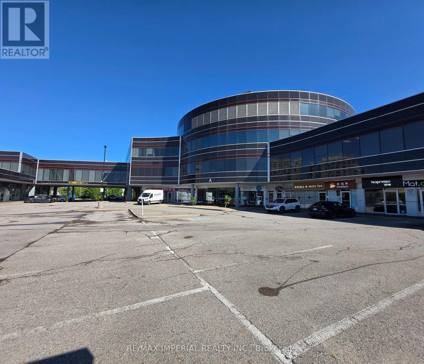 226-230 - 505 Highway 7 Avenue E Property Photo 18