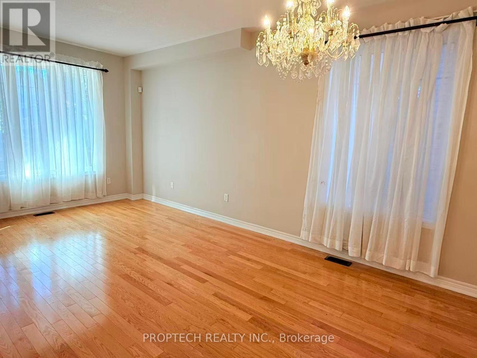 61 Braehead Drive Property Photo 5