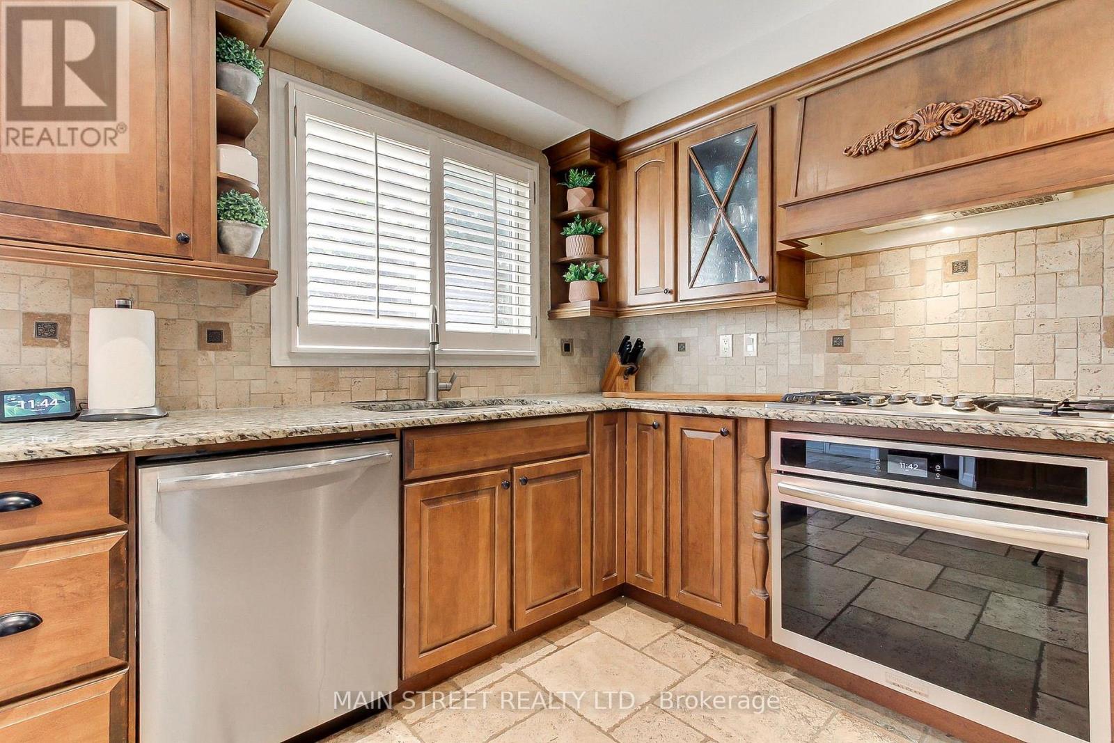 14 Mcgee Crescent Property Photo 11
