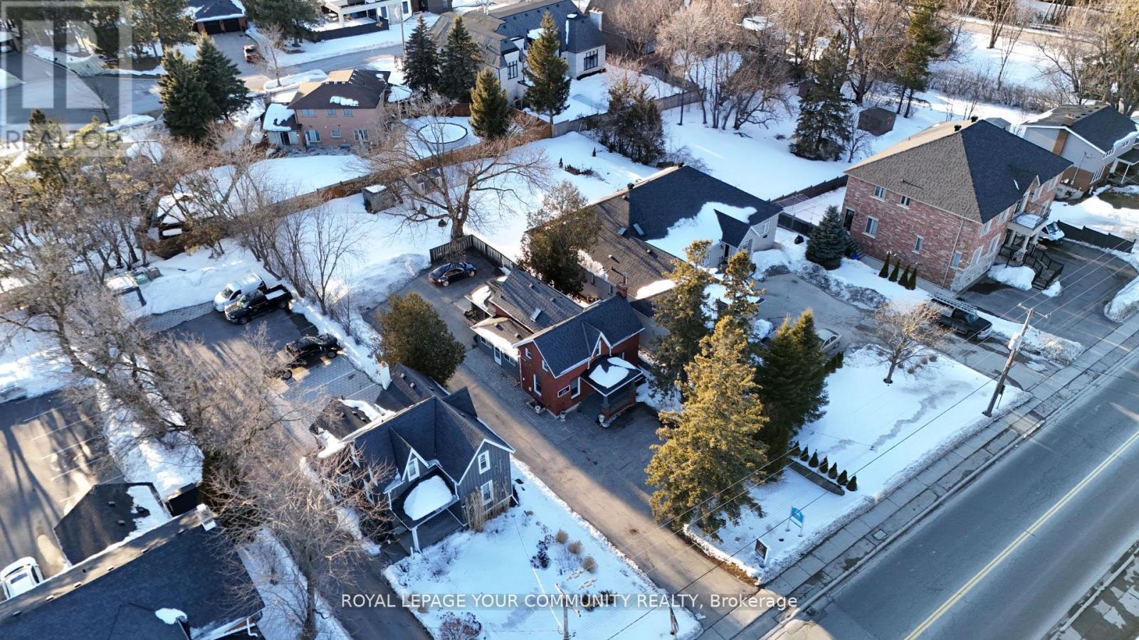 13066 Keele Street Property Photo 29