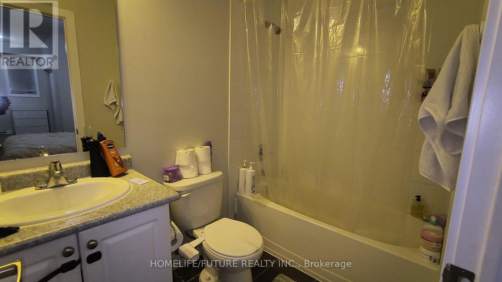 621 - 50 Dunsheath Way Property Photo 10