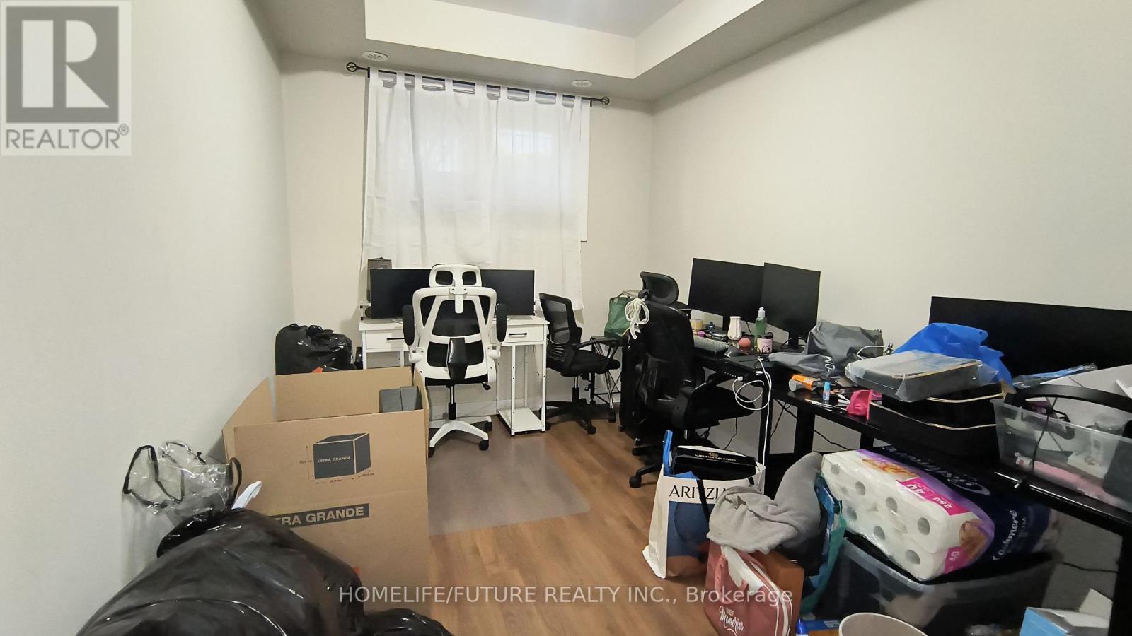 621 - 50 Dunsheath Way Property Photo 11