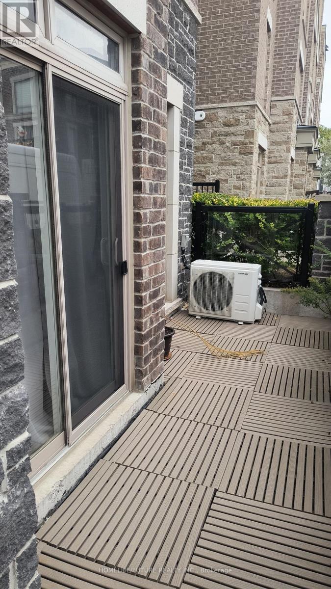 621 - 50 Dunsheath Way Property Photo 14