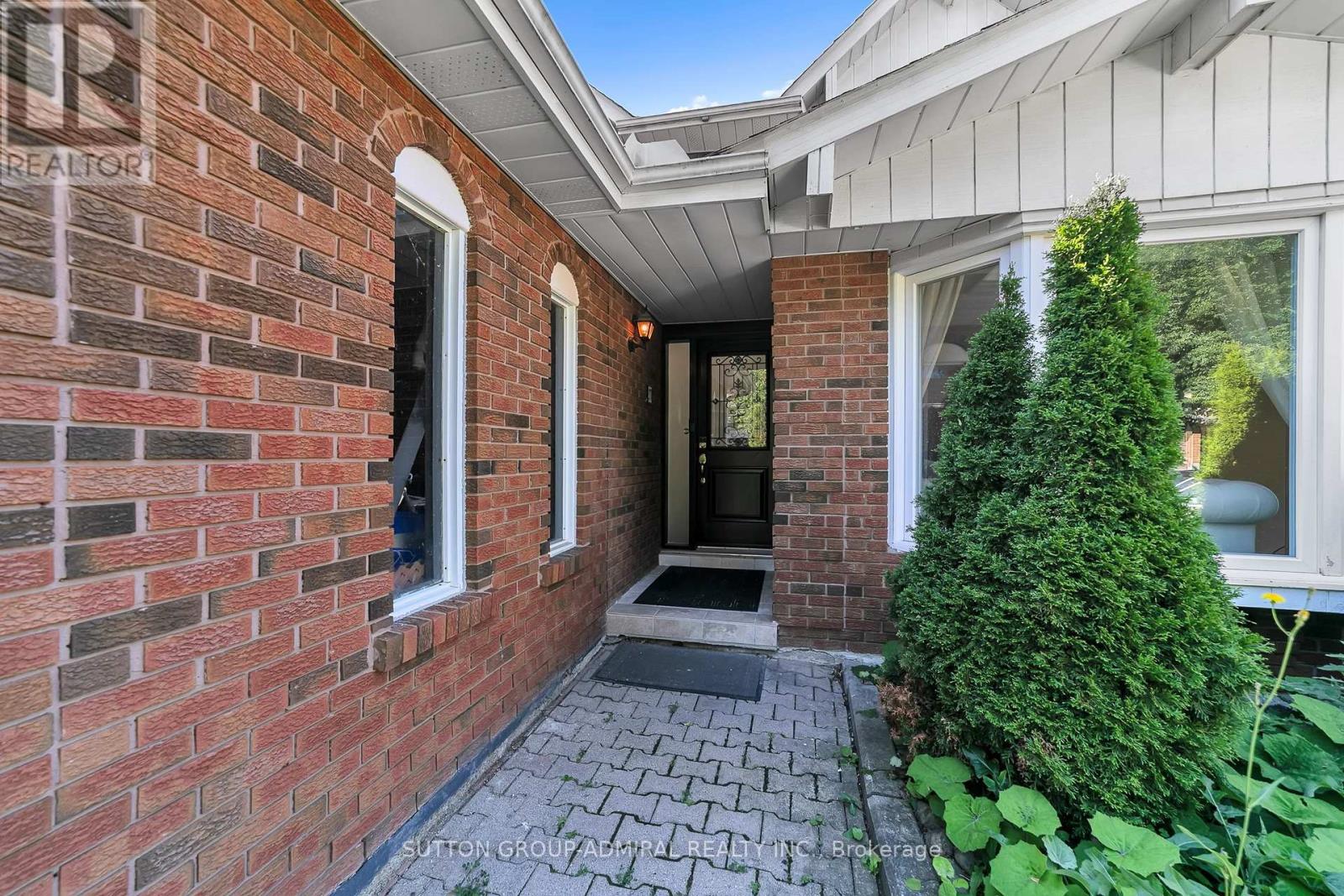 37 Gretman Crescent Property Photo 3