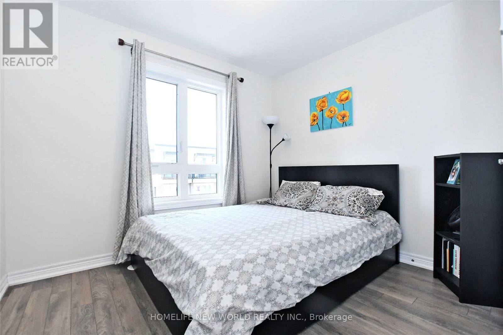 15 - 105 Kayla Crescent Property Photo 8