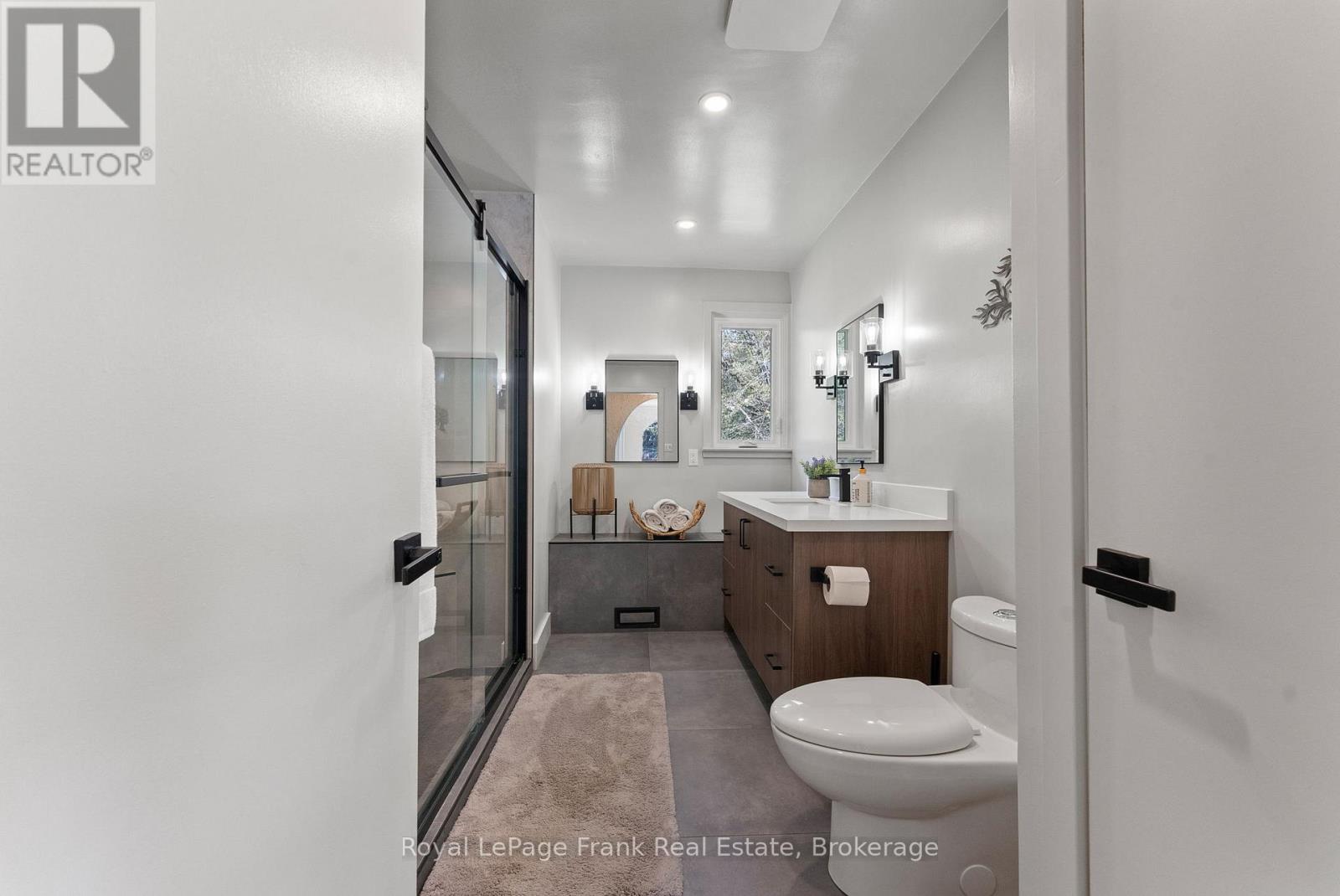 13350 Highway 12 Property Photo 28