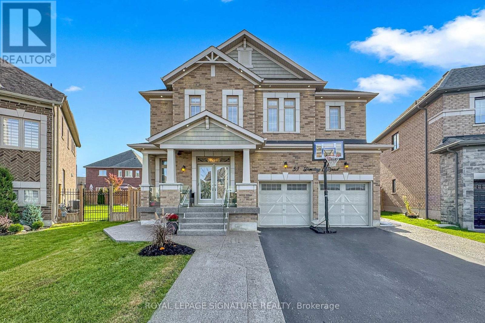 39 Dowling Road Property Photo 1