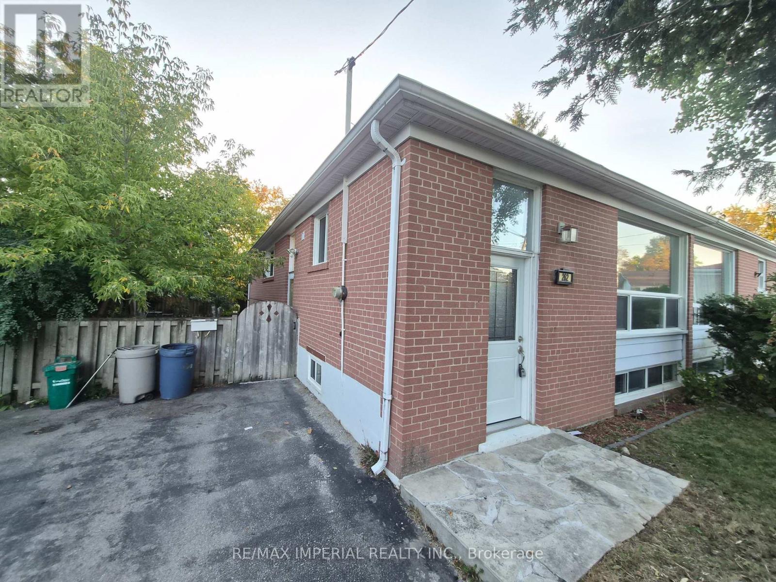 262 Mcconvey Drive Property Photo 1