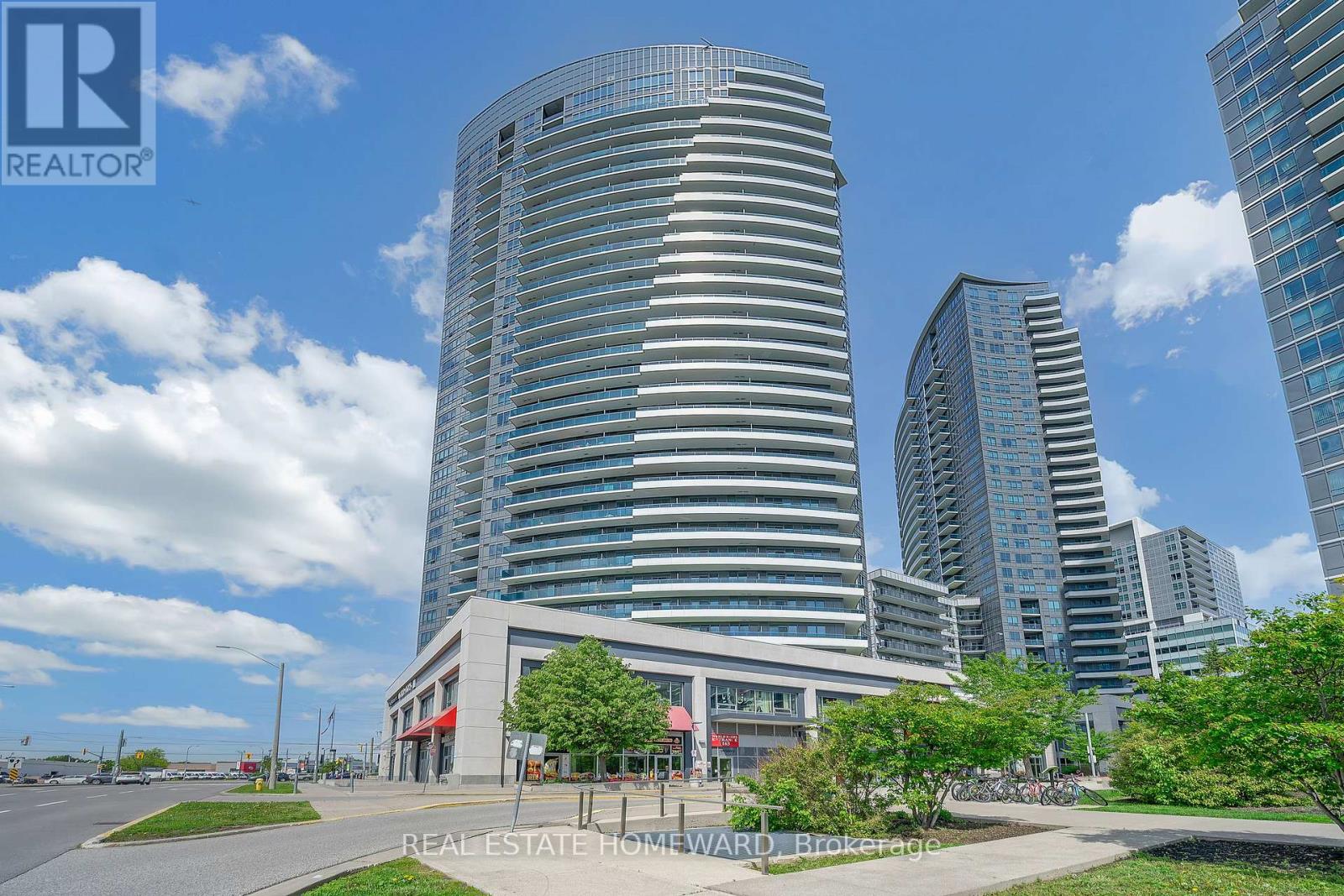 1525 - 7161 YONGE STREET Property Photo 1