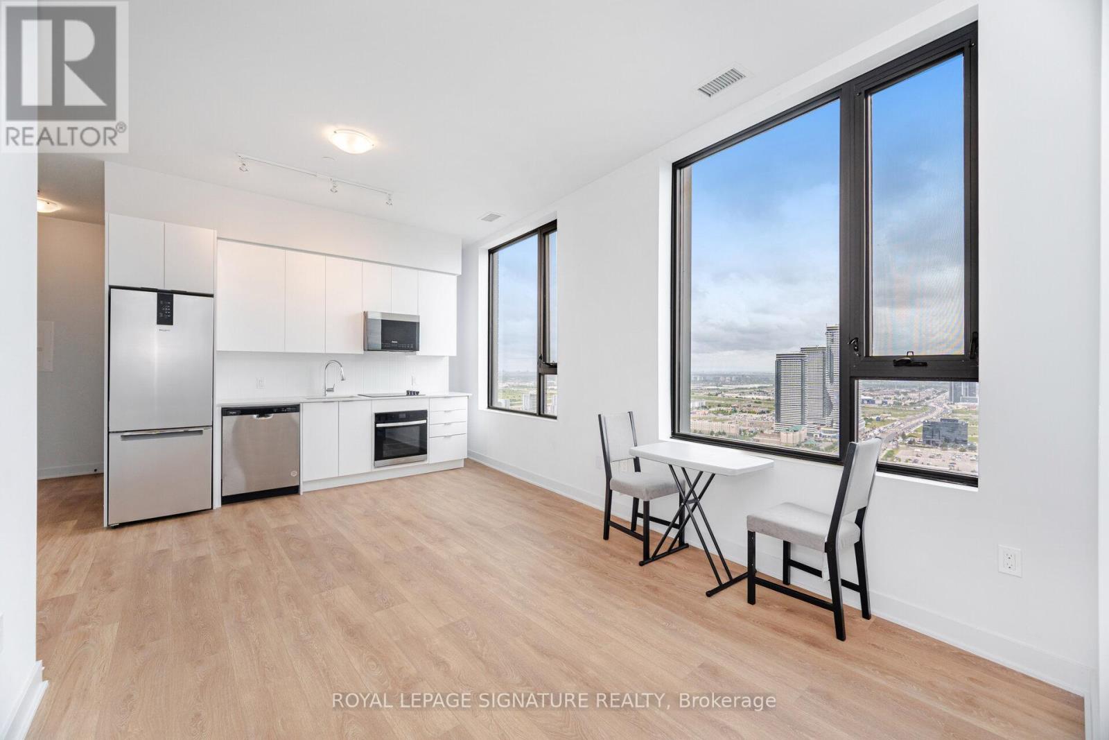 3304 - 2920 Highway 7 Road Property Photo 11