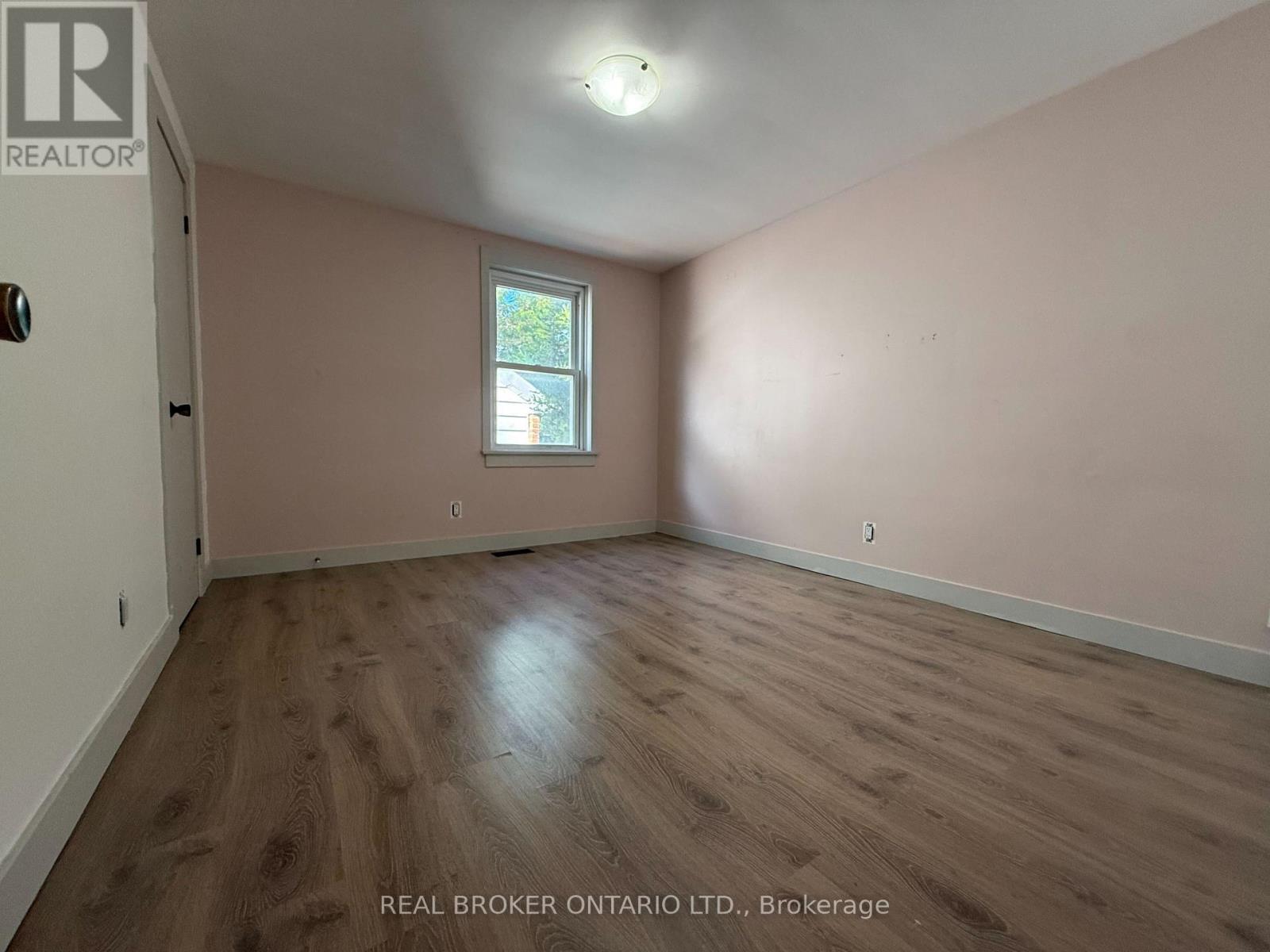 Upper - 23 Second Street Property Photo 6