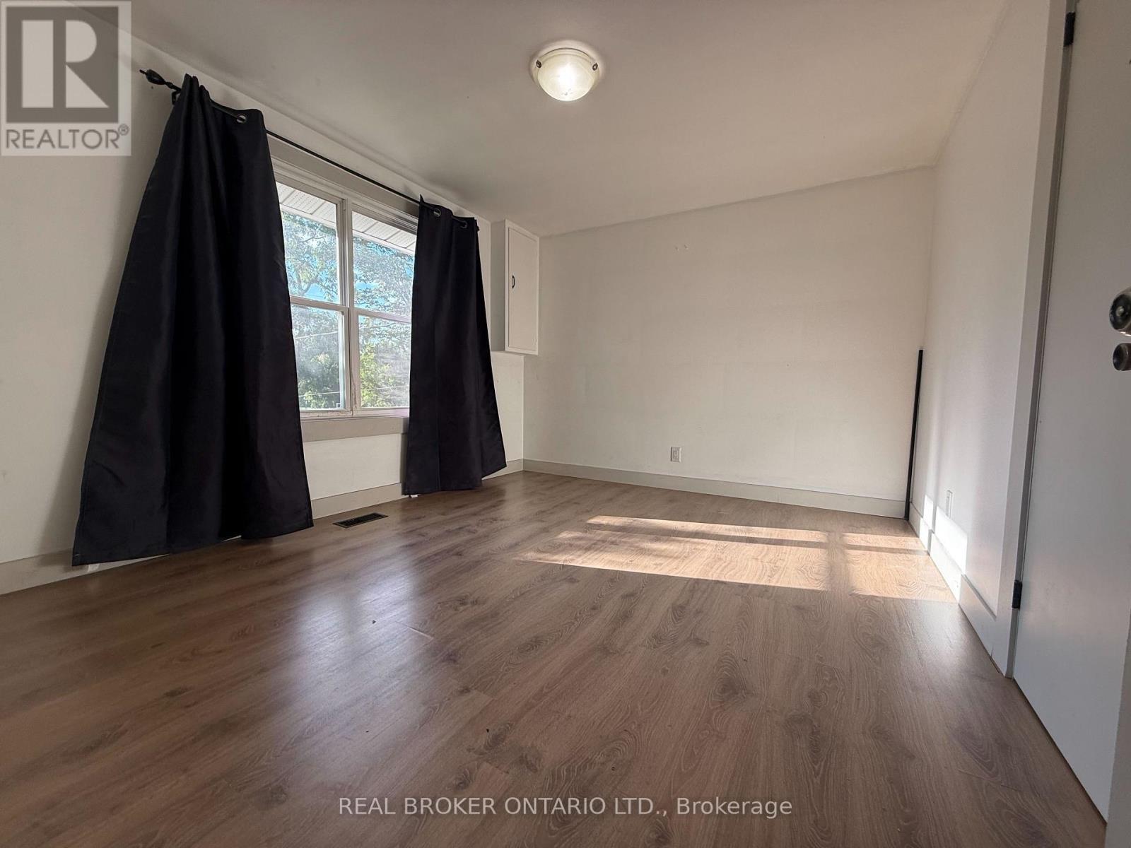 Upper - 23 Second Street Property Photo 7