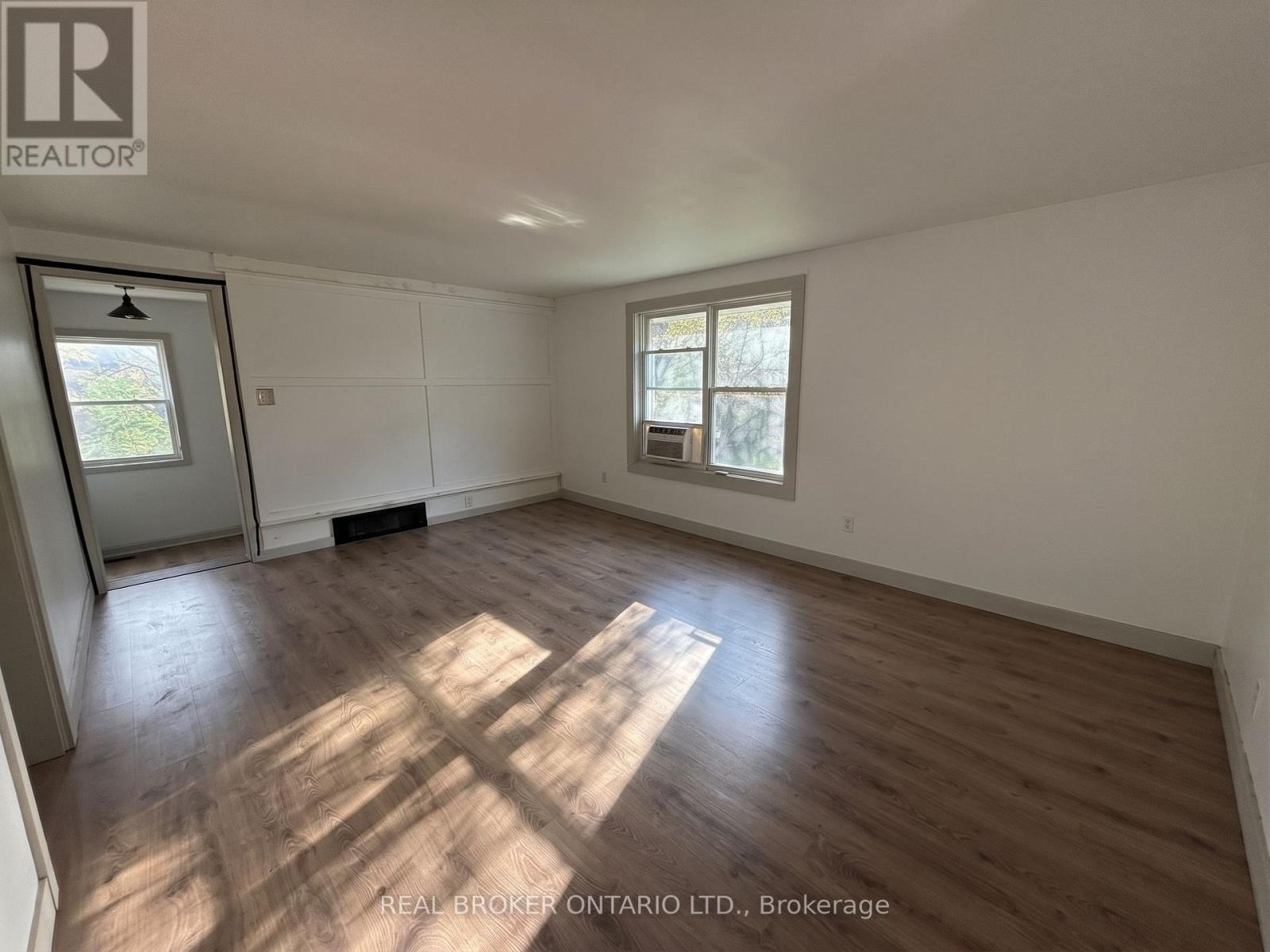 Upper - 23 Second Street Property Photo 8