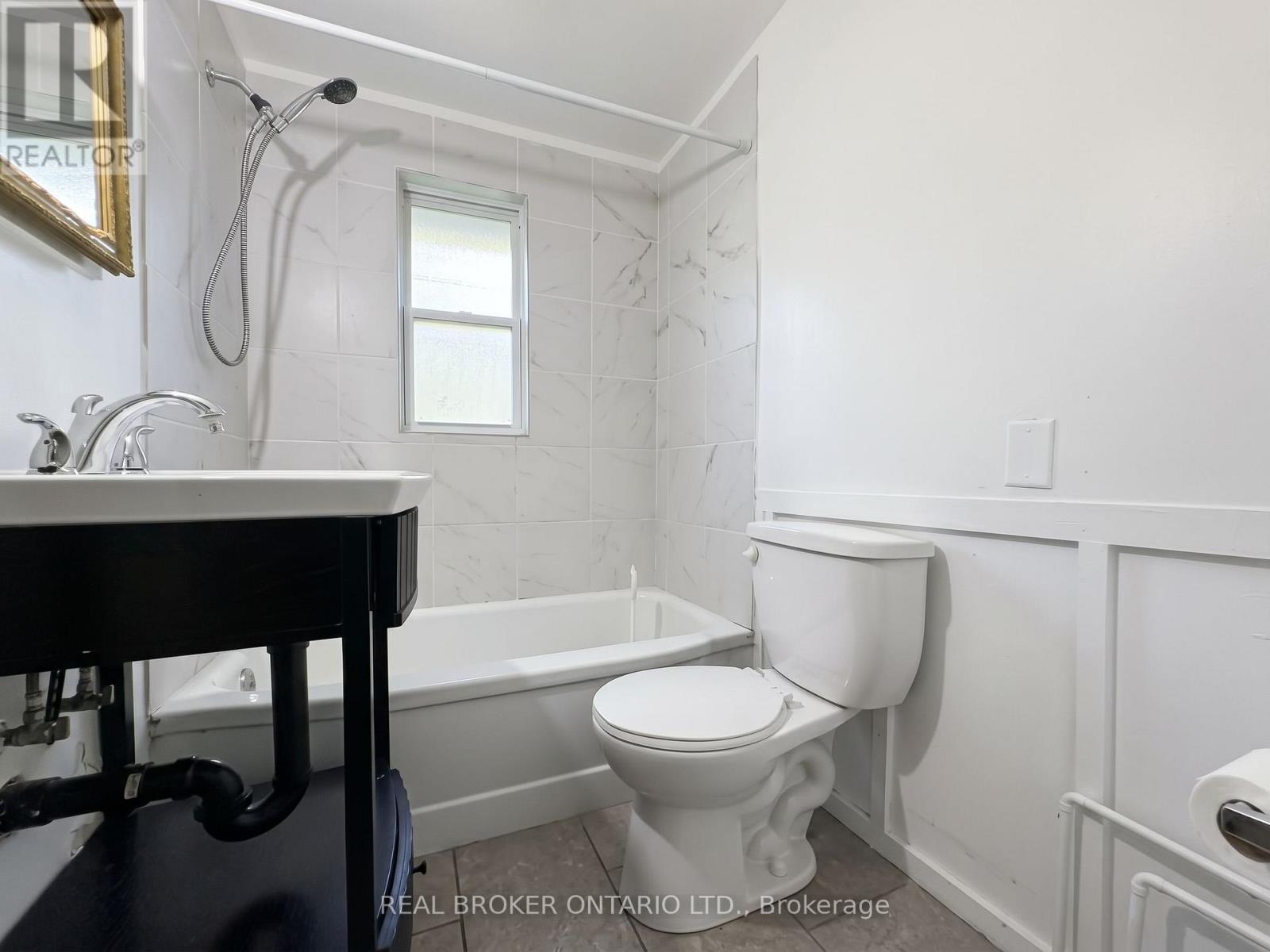 Upper - 23 Second Street Property Photo 10