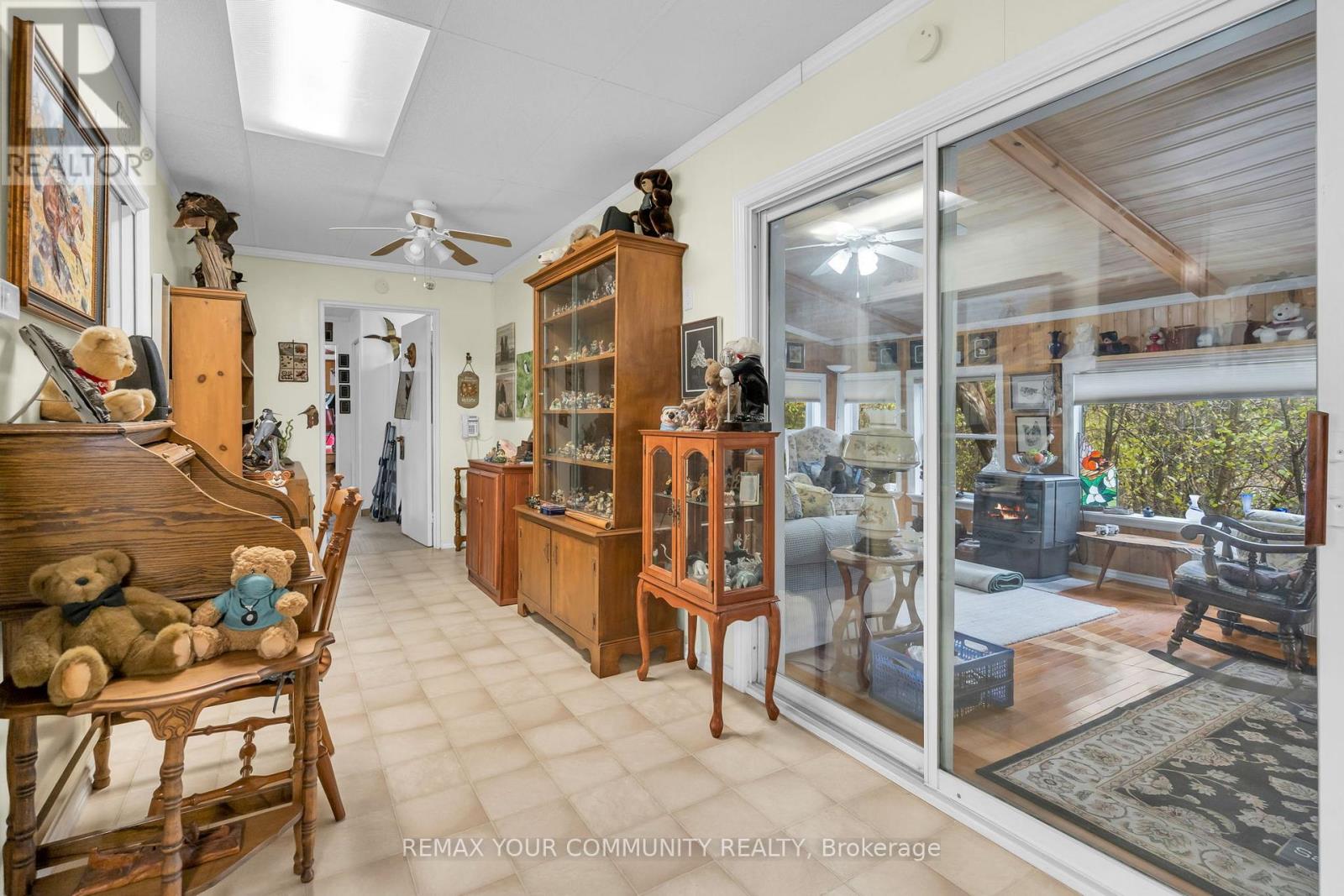 700 Catering Road S Property Photo 16