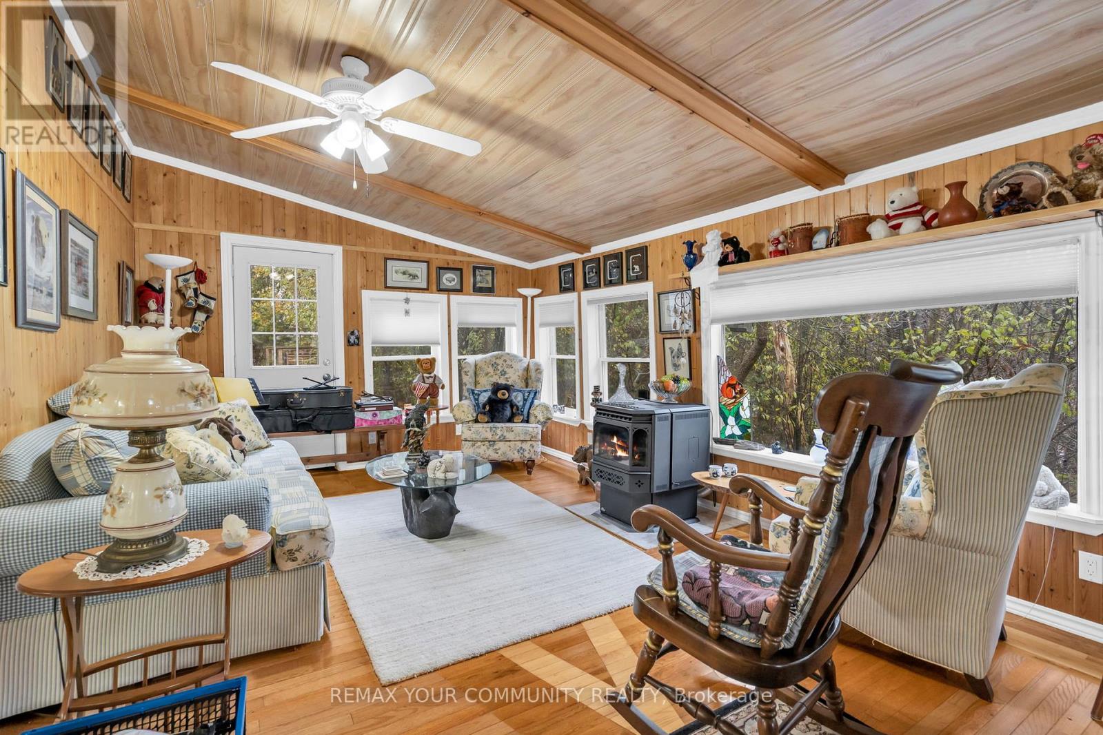 700 Catering Road S Property Photo 17