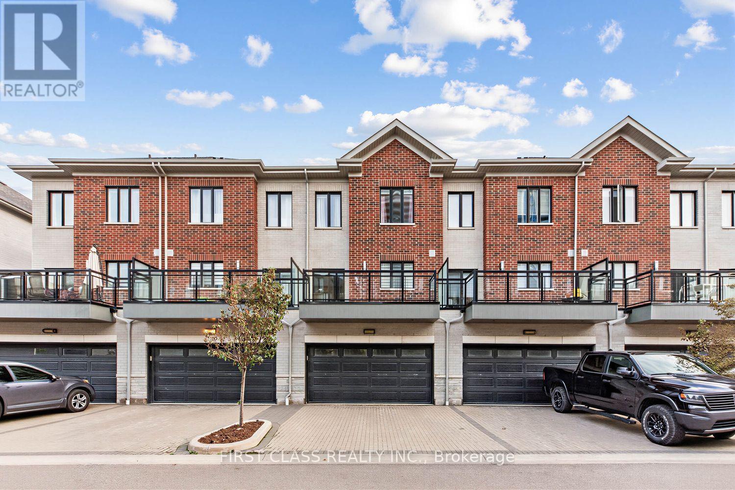 108 South Park Road Property Photo 2