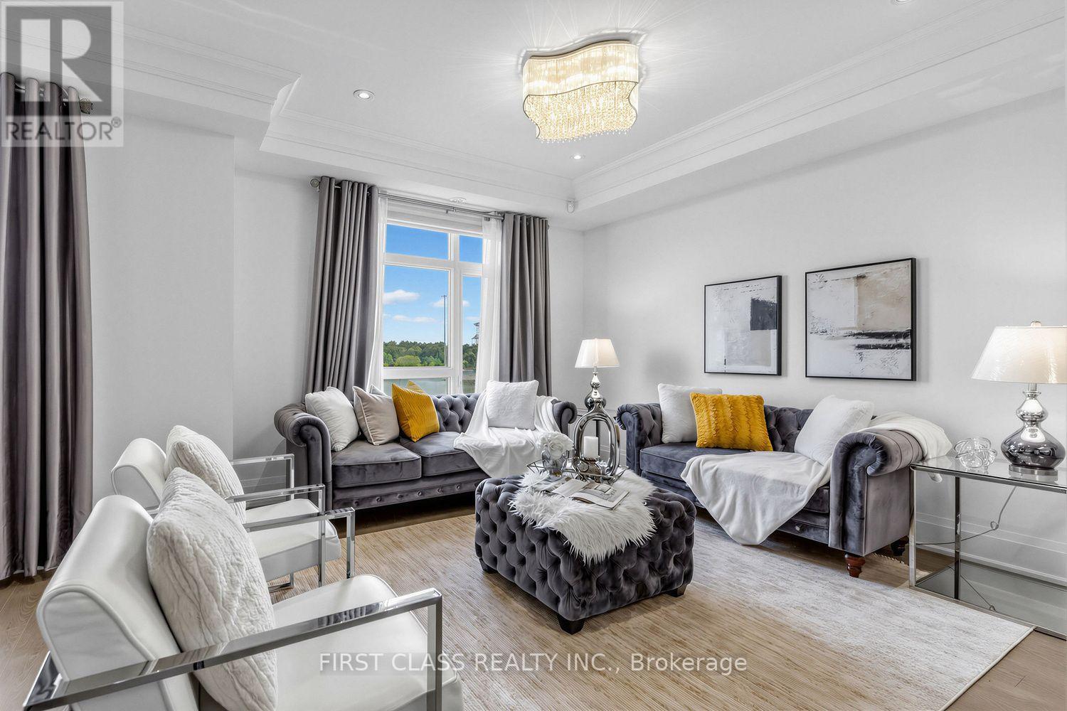 108 South Park Road Property Photo 11