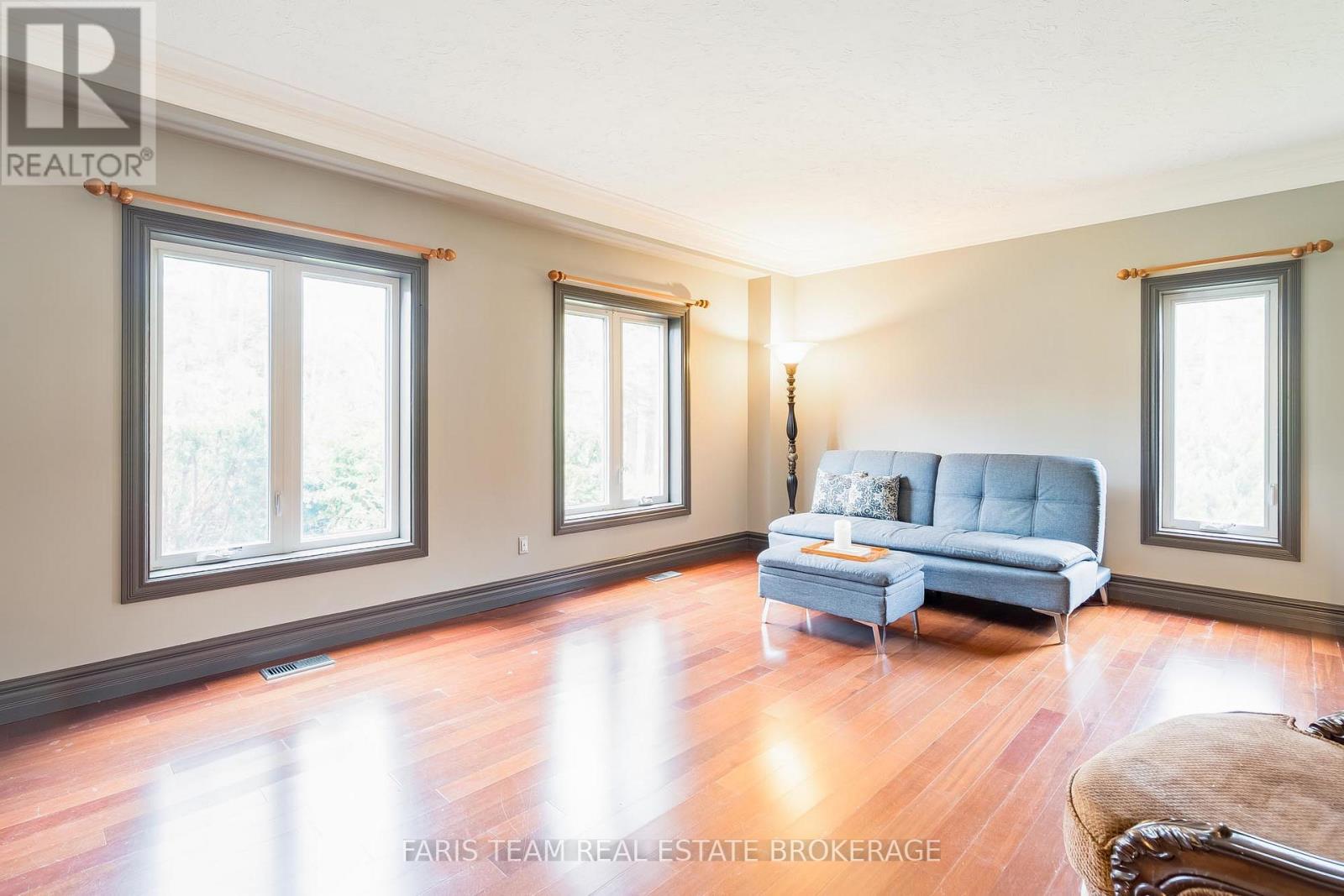 1762 Wilkinson Street Property Photo 13
