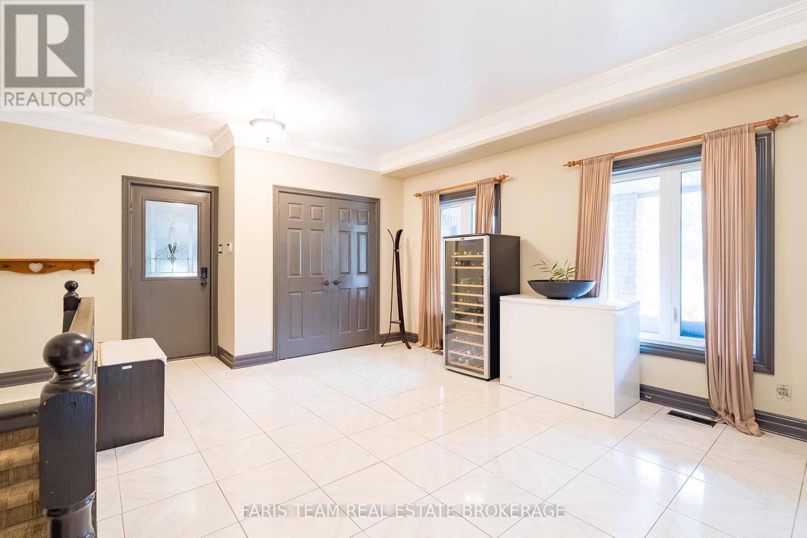 1762 Wilkinson Street Property Photo 18