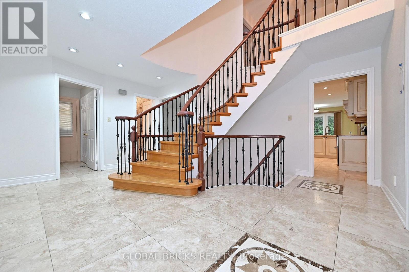 8 Elmsley Drive Property Photo 22