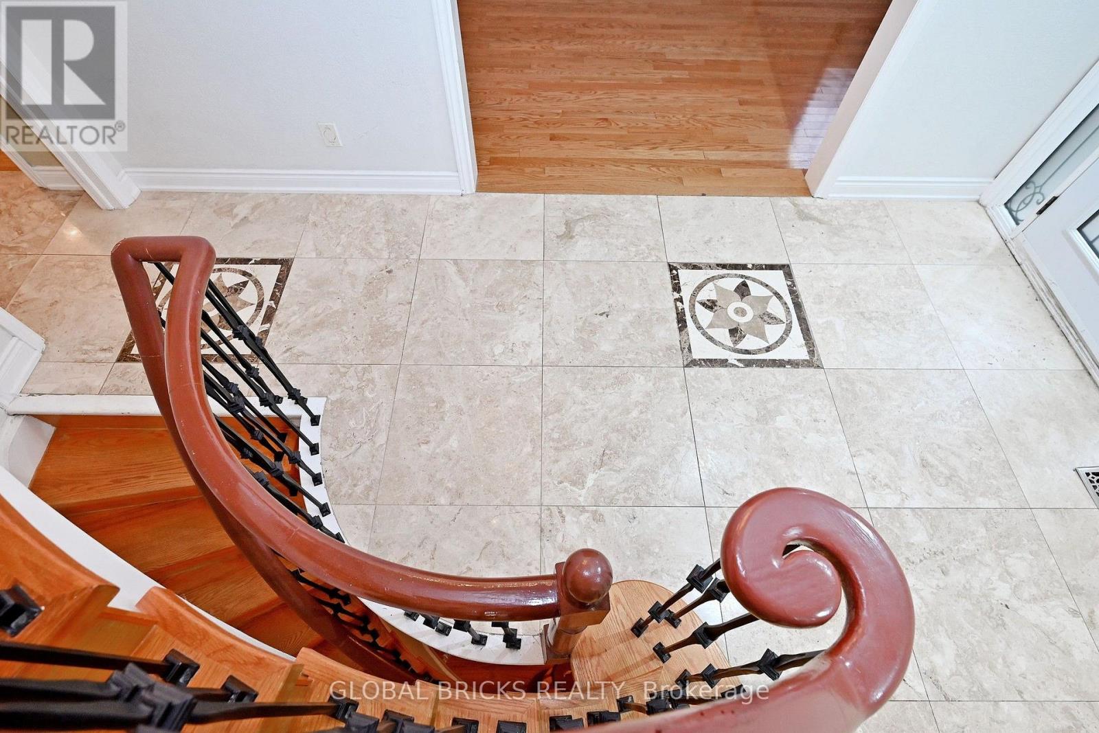 8 Elmsley Drive Property Photo 24