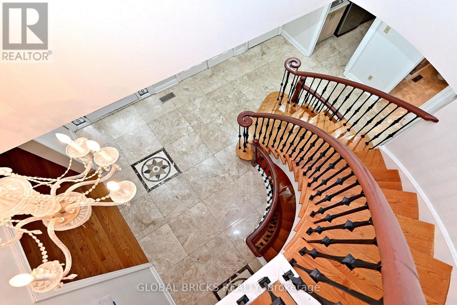 8 Elmsley Drive Property Photo 25
