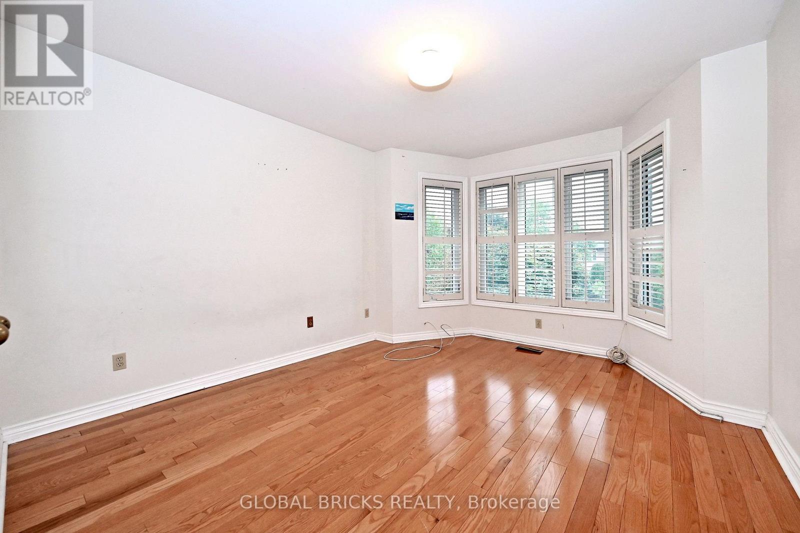 8 Elmsley Drive Property Photo 36