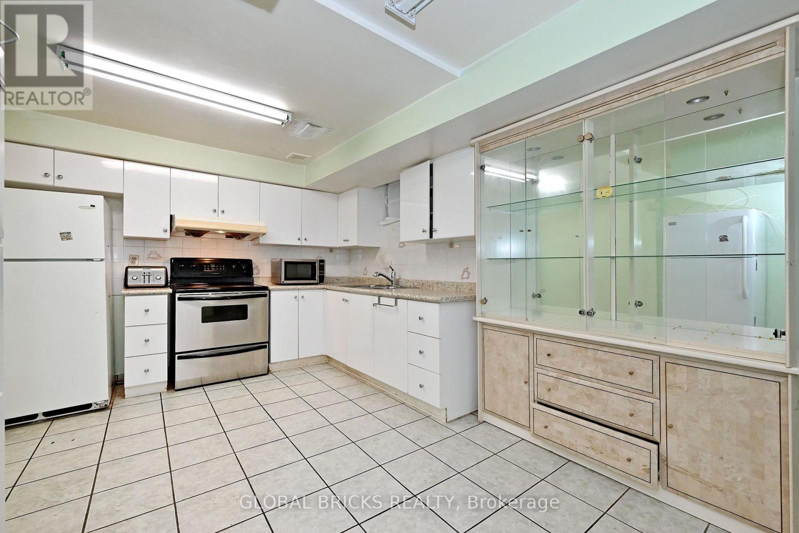 8 Elmsley Drive Property Photo 41