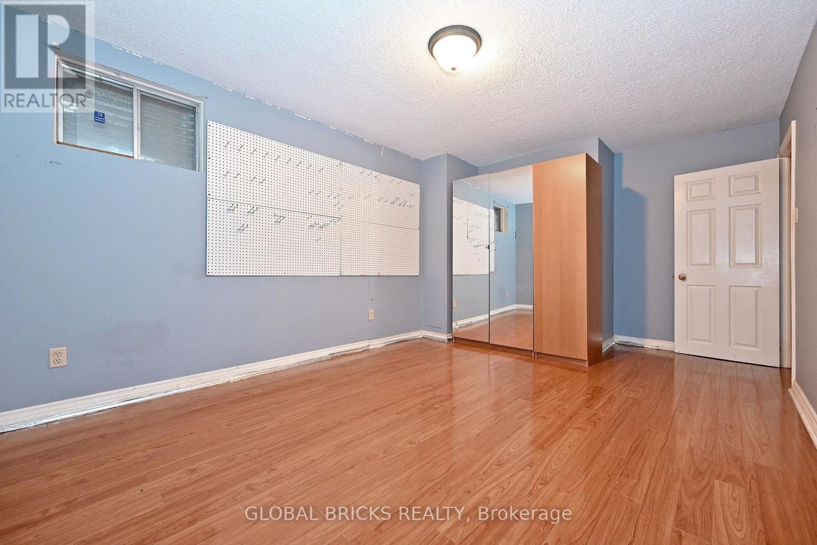 8 Elmsley Drive Property Photo 43