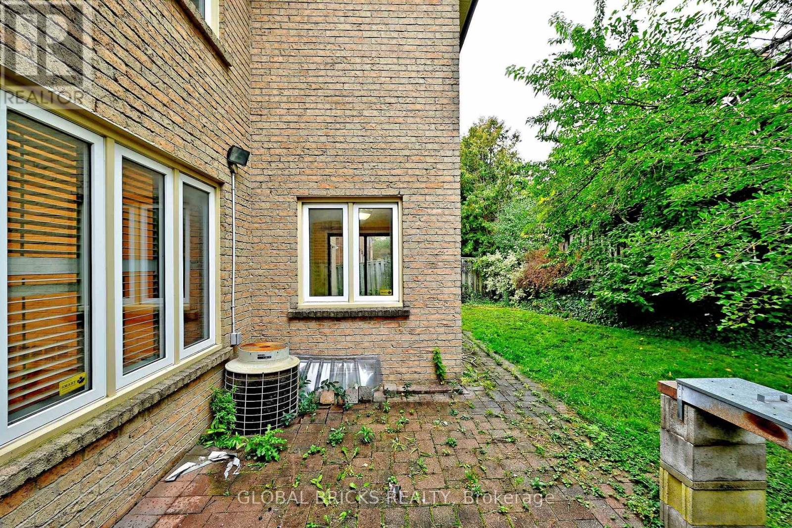 8 Elmsley Drive Property Photo 46