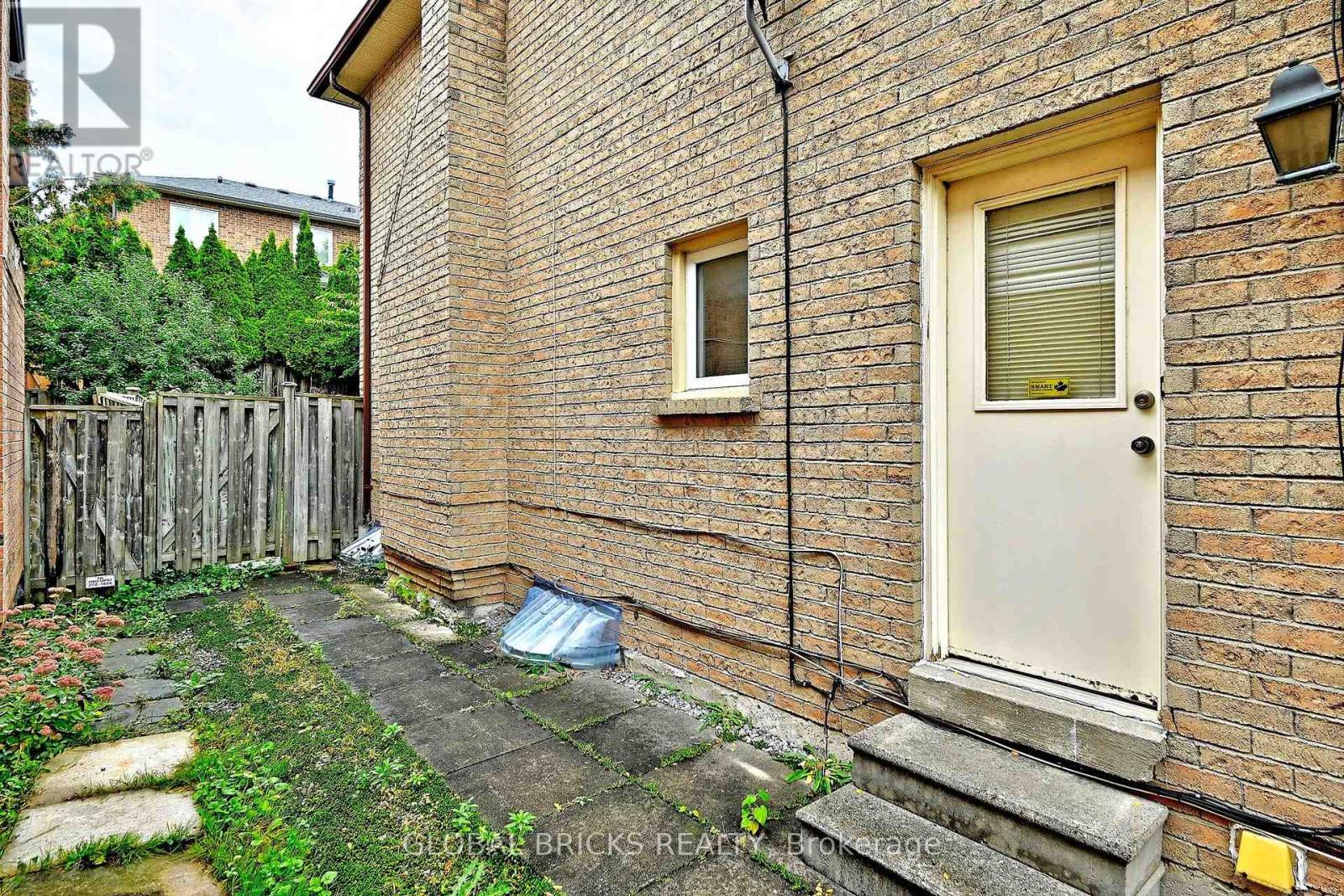 8 Elmsley Drive Property Photo 48