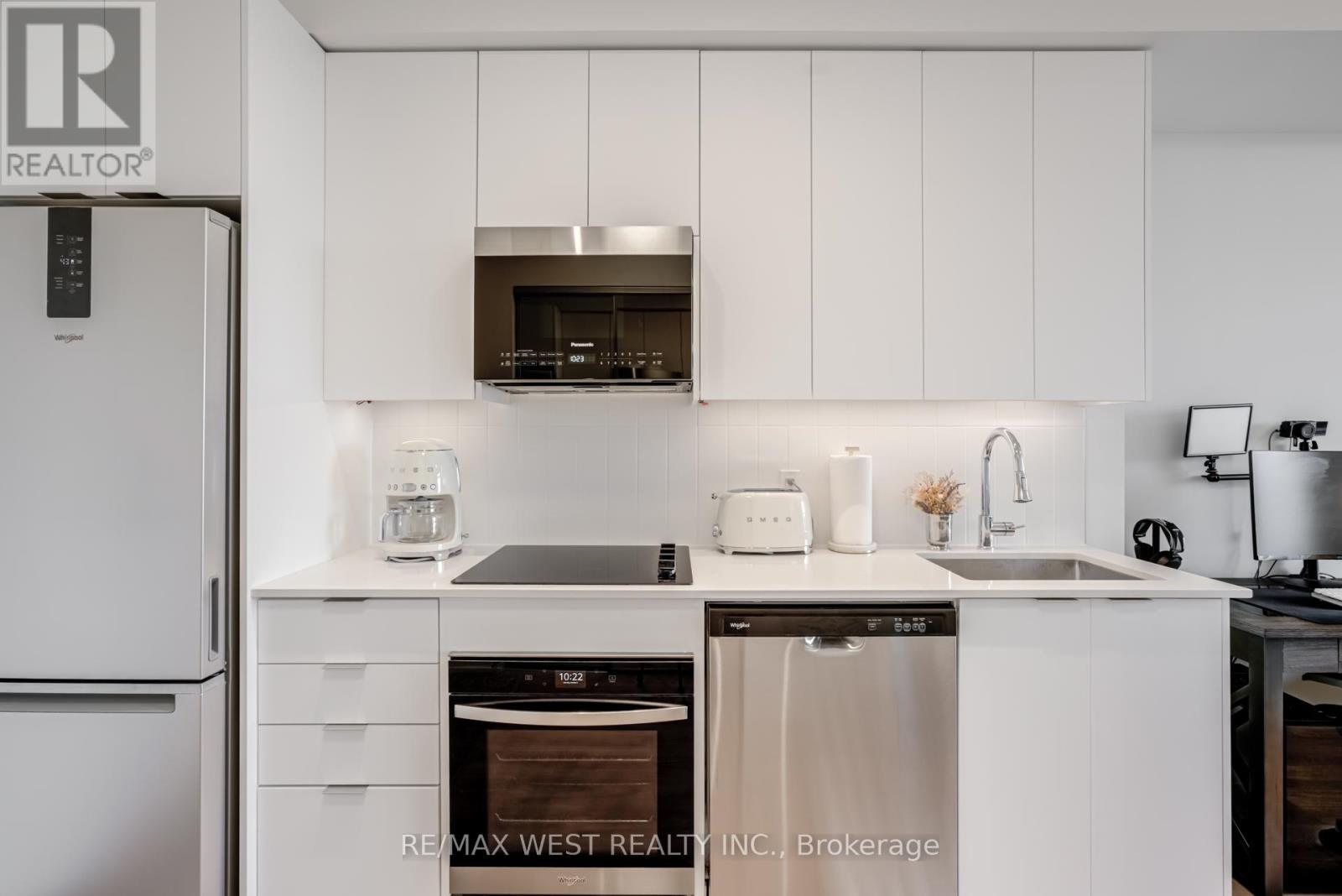 511 - 474 Caldari Road Property Photo 6