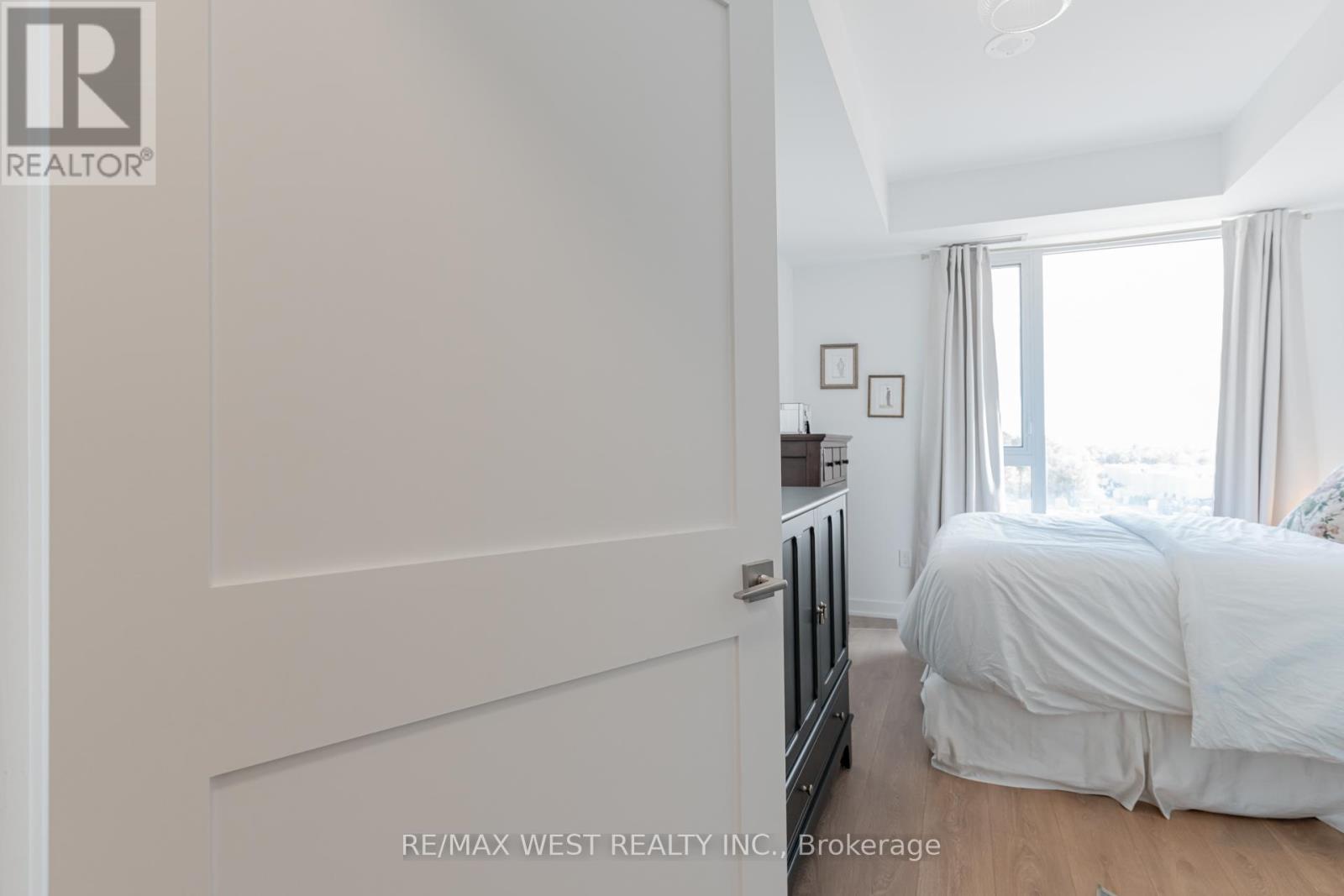 511 - 474 Caldari Road Property Photo 18