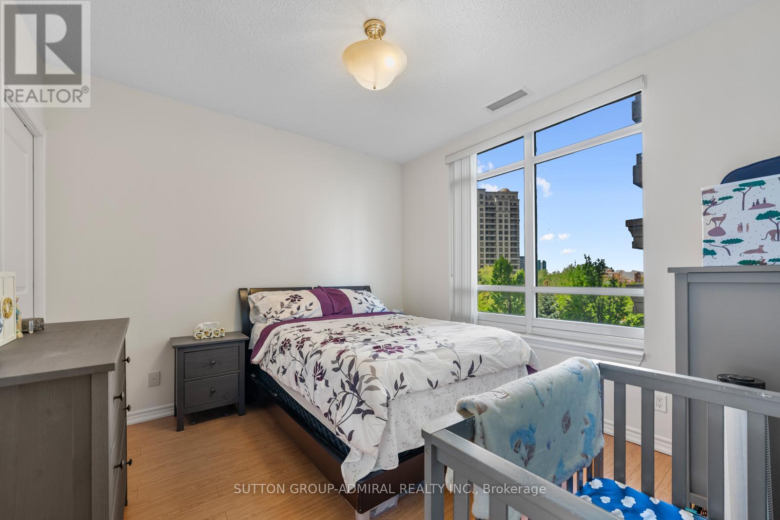 215 - 9255 Jane Street Property Photo 16