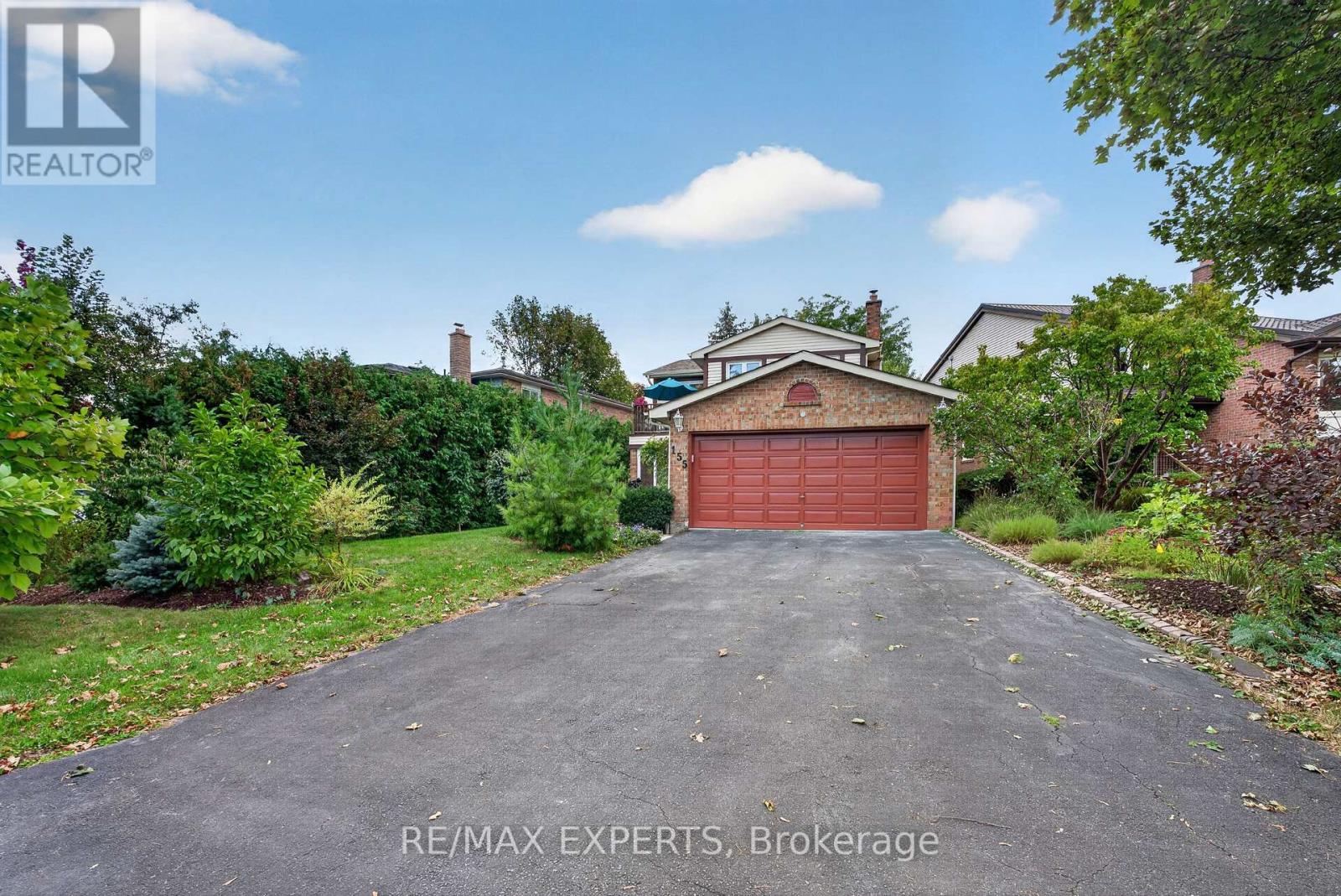 155 Stephen Street Property Photo 2