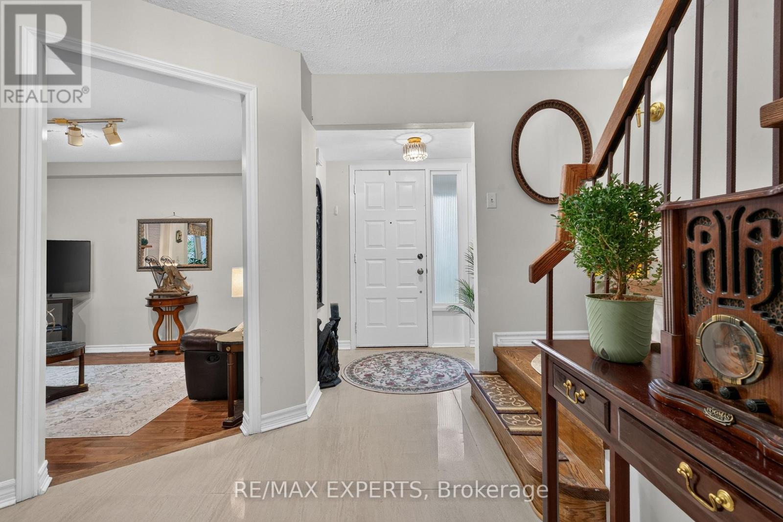 155 Stephen Street Property Photo 5