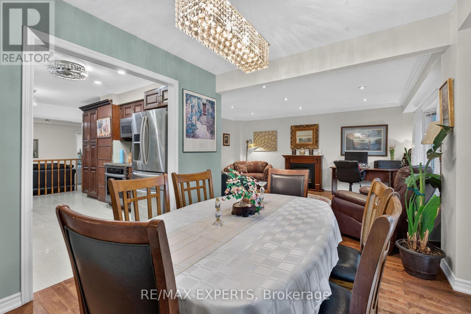 155 Stephen Street Property Photo 11