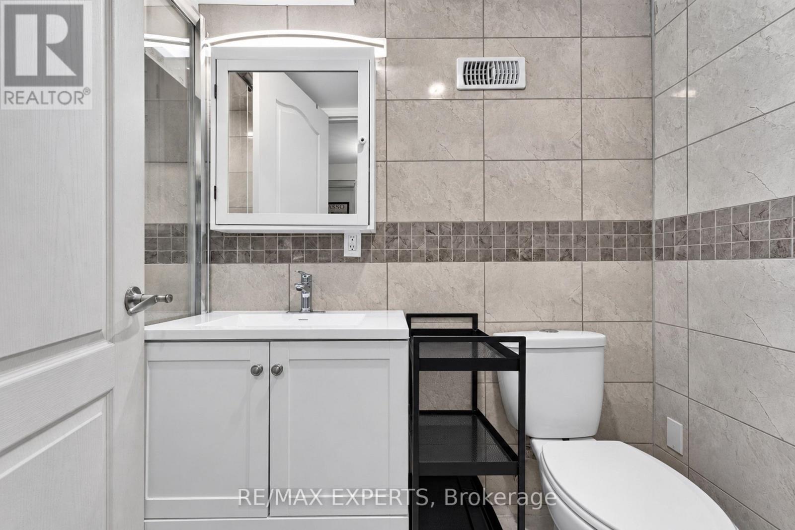 155 Stephen Street Property Photo 26