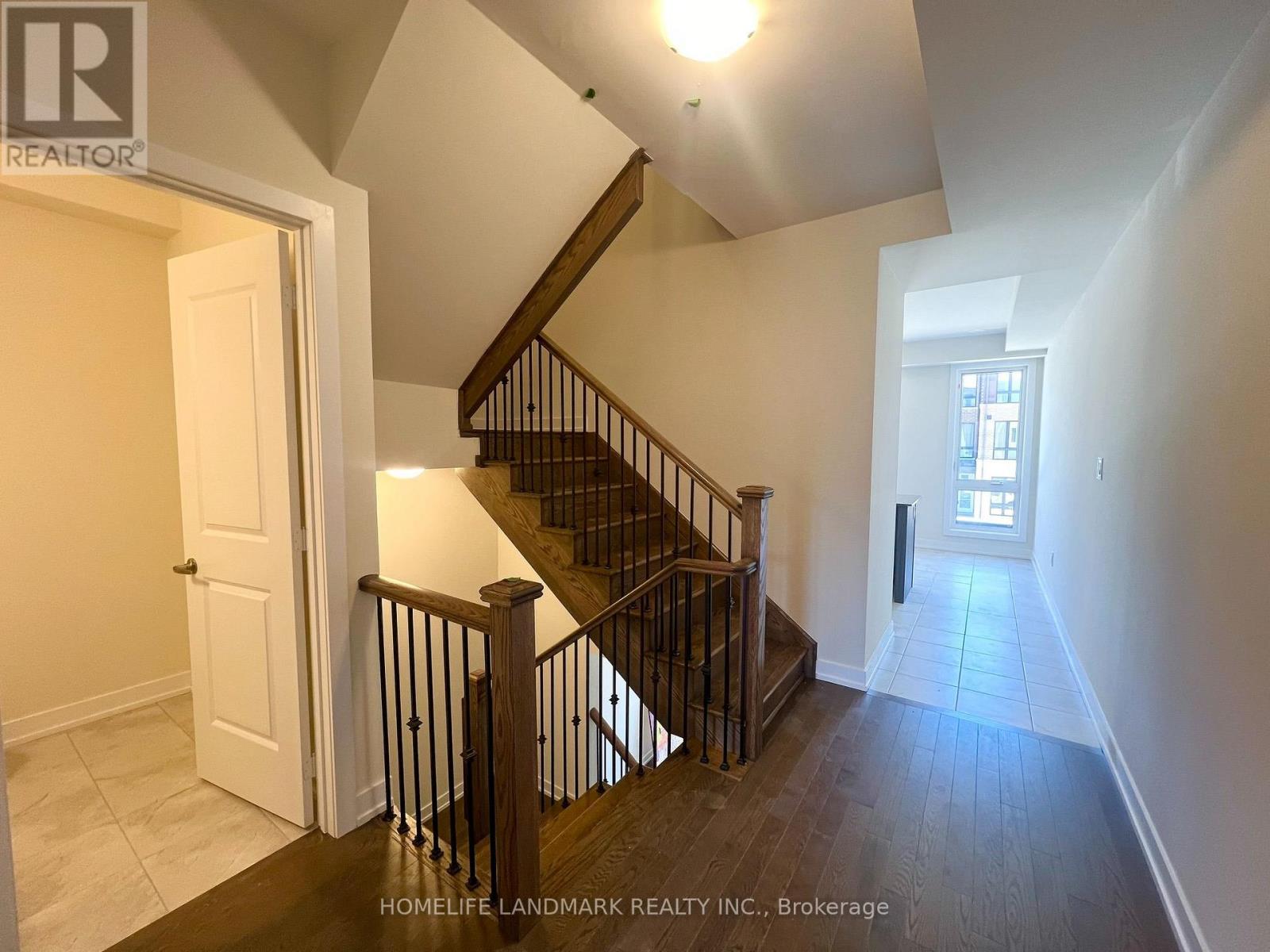 94 Stauffer Crescent Property Photo 14