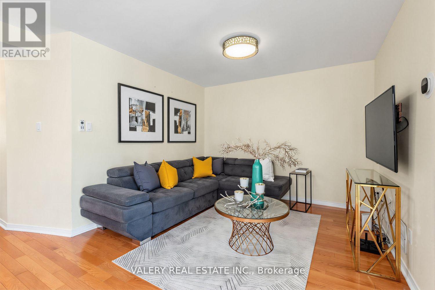 511 Caboto Trail Property Photo 7