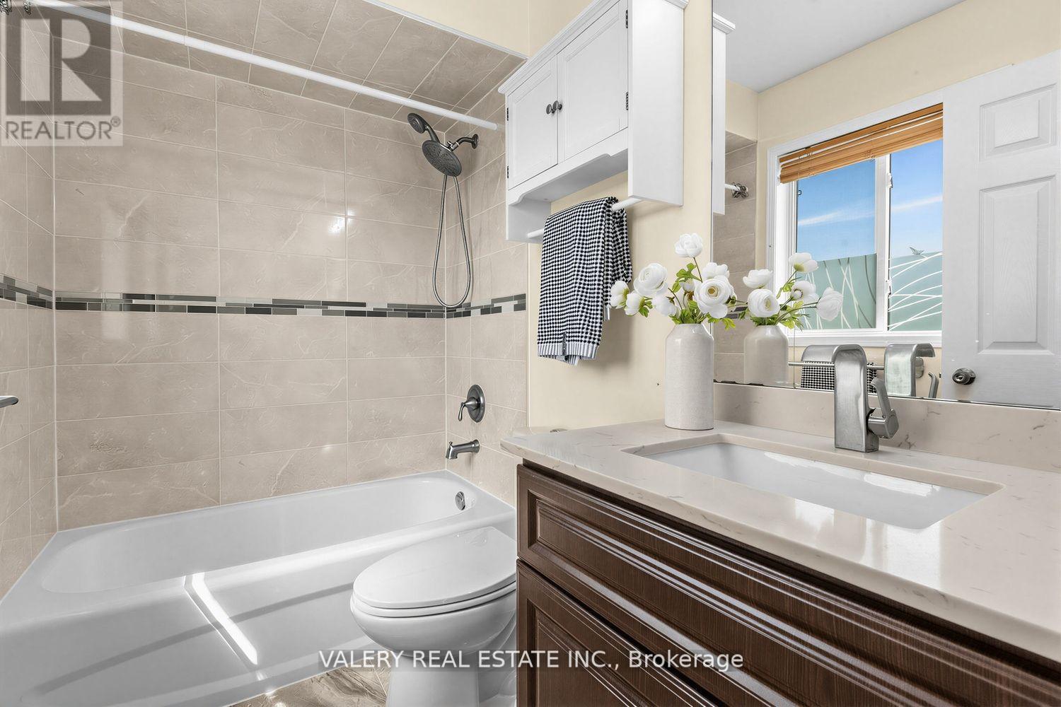 511 Caboto Trail Property Photo 19