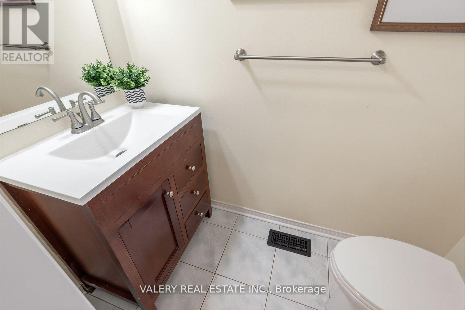 511 Caboto Trail Property Photo 26