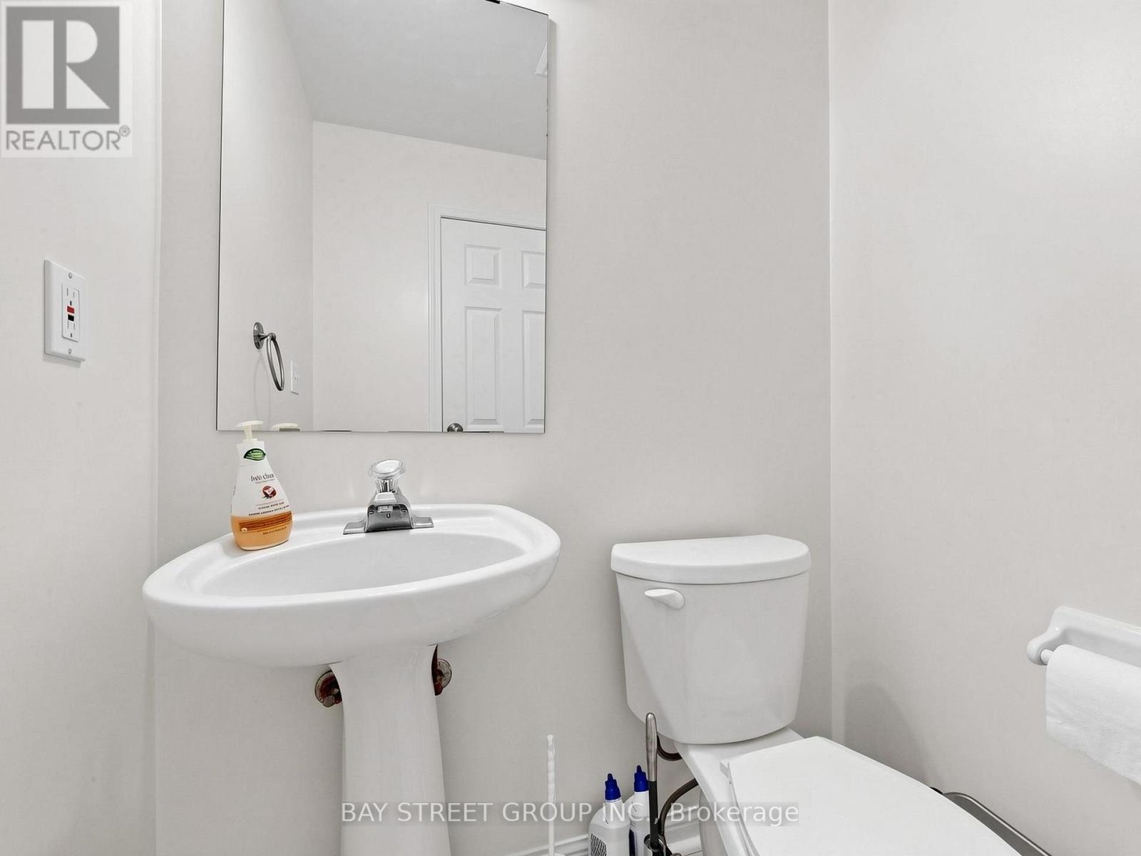 2 - 4 St Moritz Way Property Photo 25