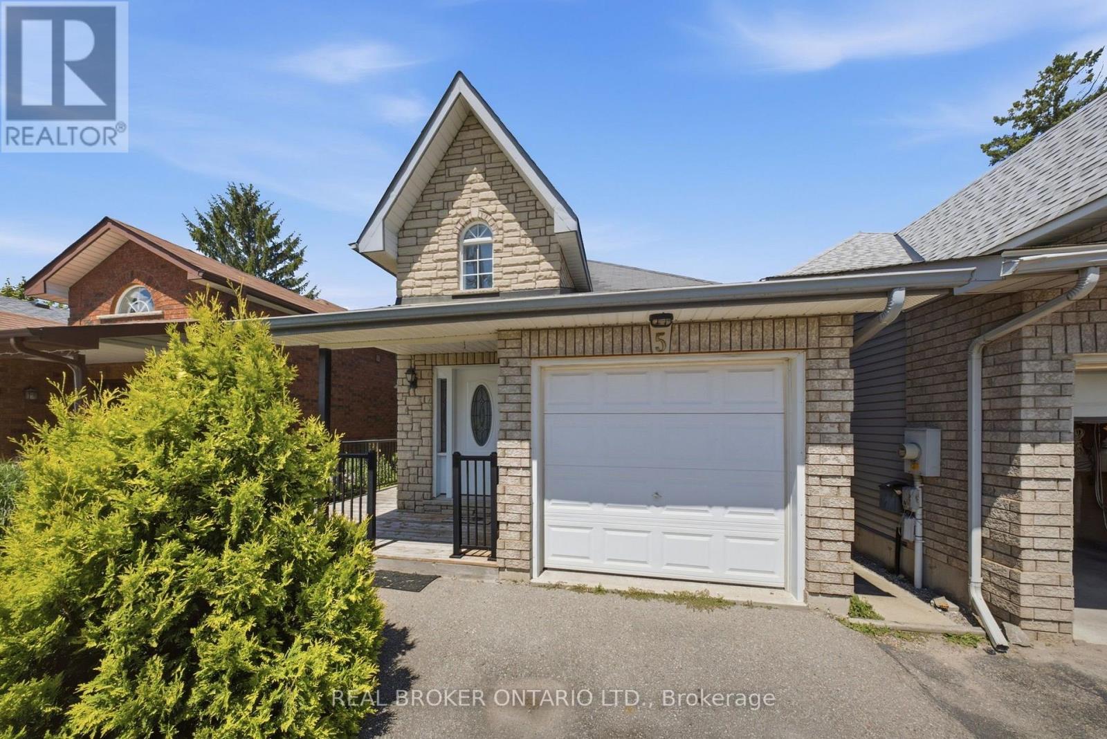 5 John Harvey Street Property Photo 3