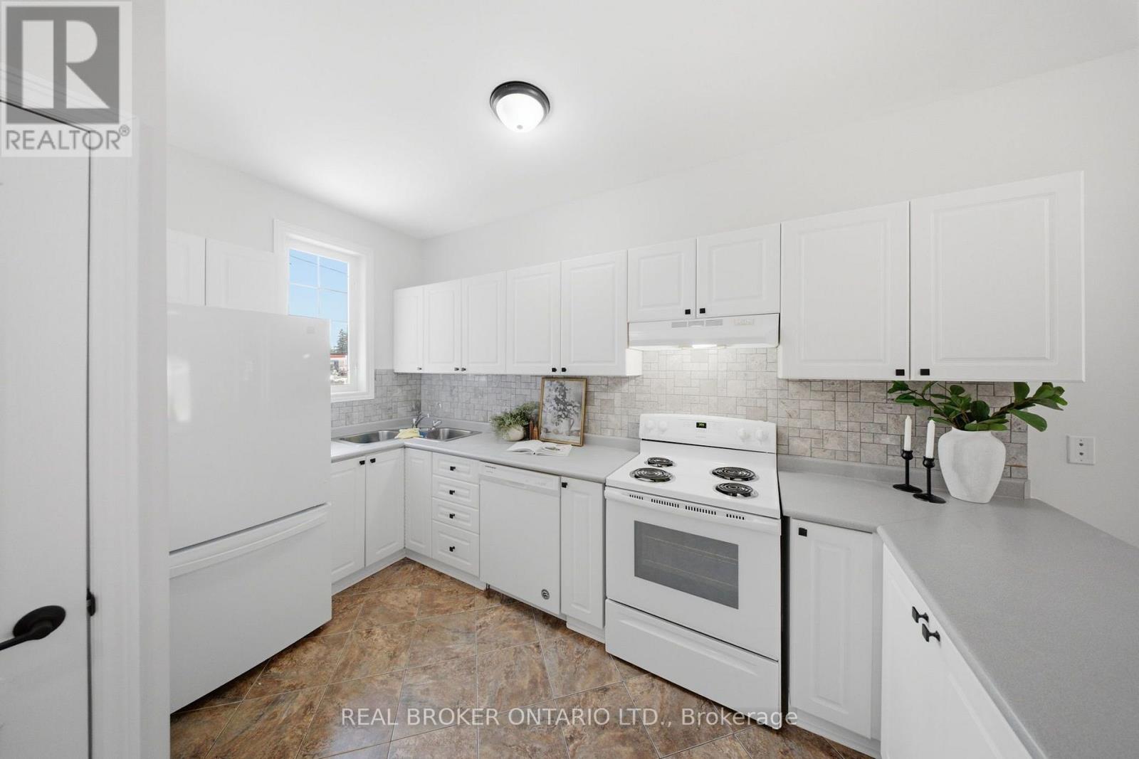 5 John Harvey Street Property Photo 10
